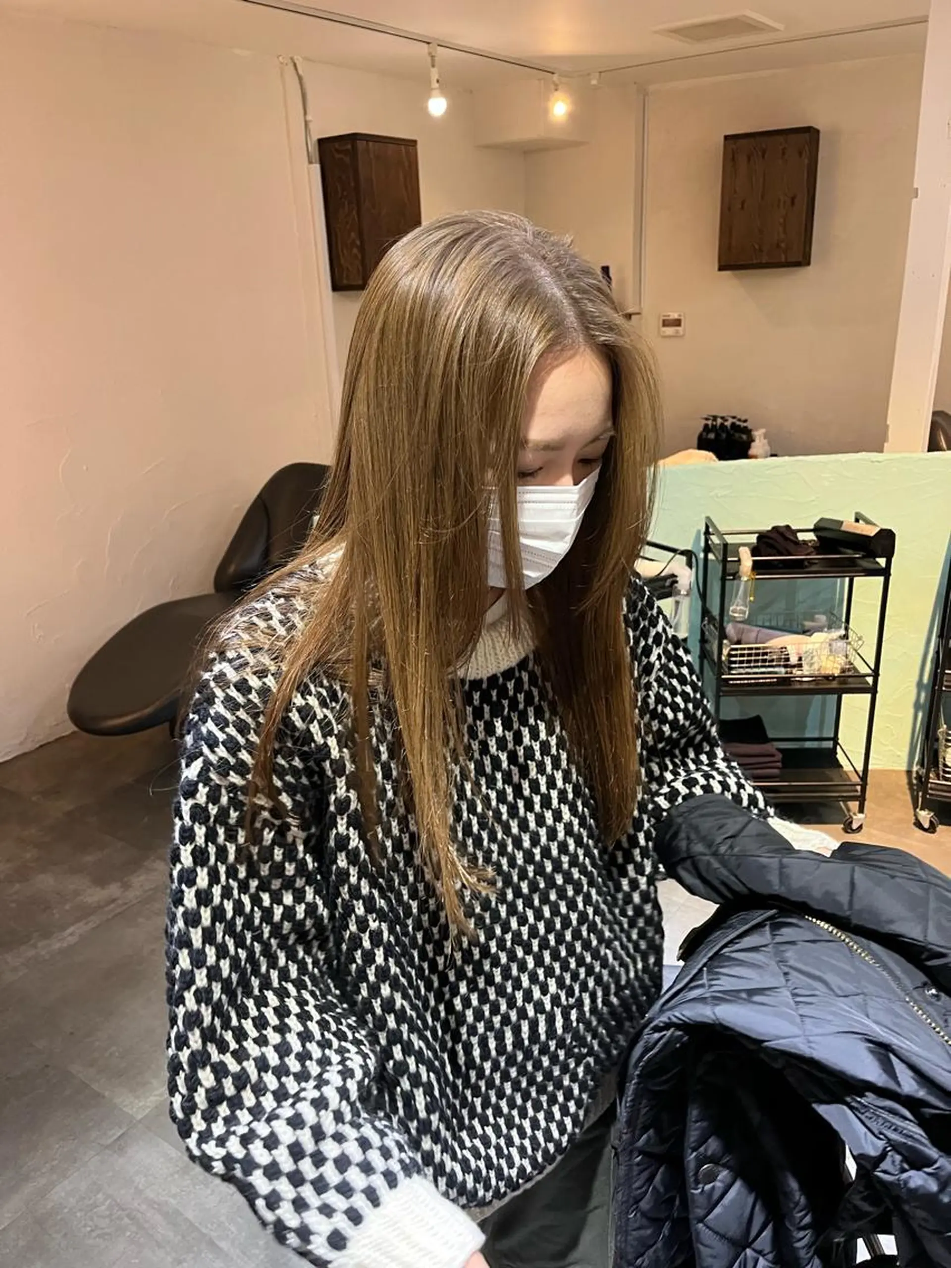 ロング カット ヘアカラー 金田 夏野のヘアスタイル