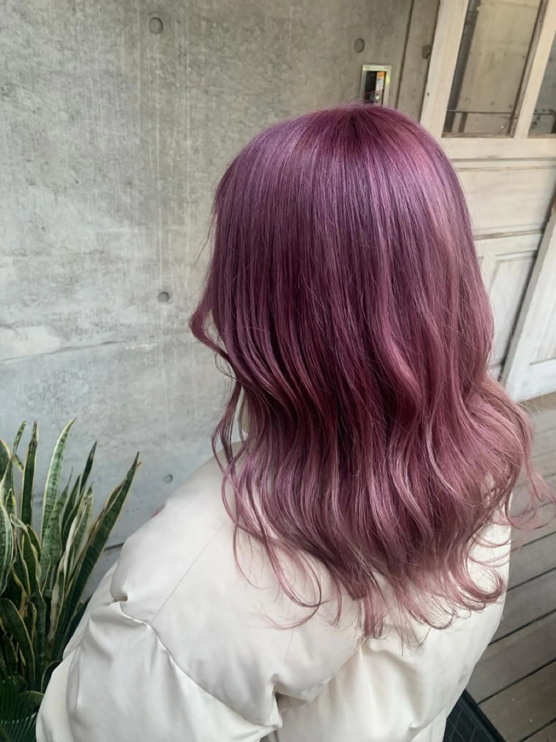 セミロング カラー ヘアアレンジ メンズ キッズ ショートボブ メンズバレイヤージュ メンズブリーチ メンズハイライト メンズハイトーン カット ヘアカラー 🌈難波🌈ベージュ カラー【ヒロム】のヘアスタイル