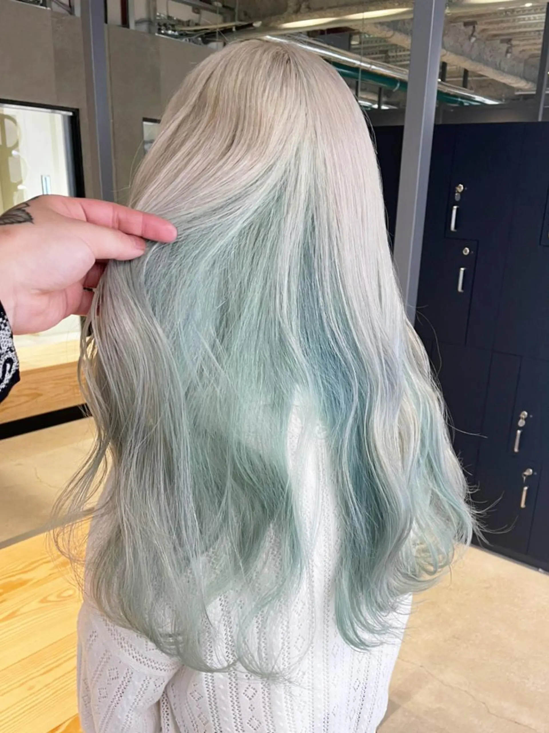 ロング ヘアアレンジ パーマ カラー カット ヘアカラー トリートメント ITbyALBUM 八王子店のヘアスタイル