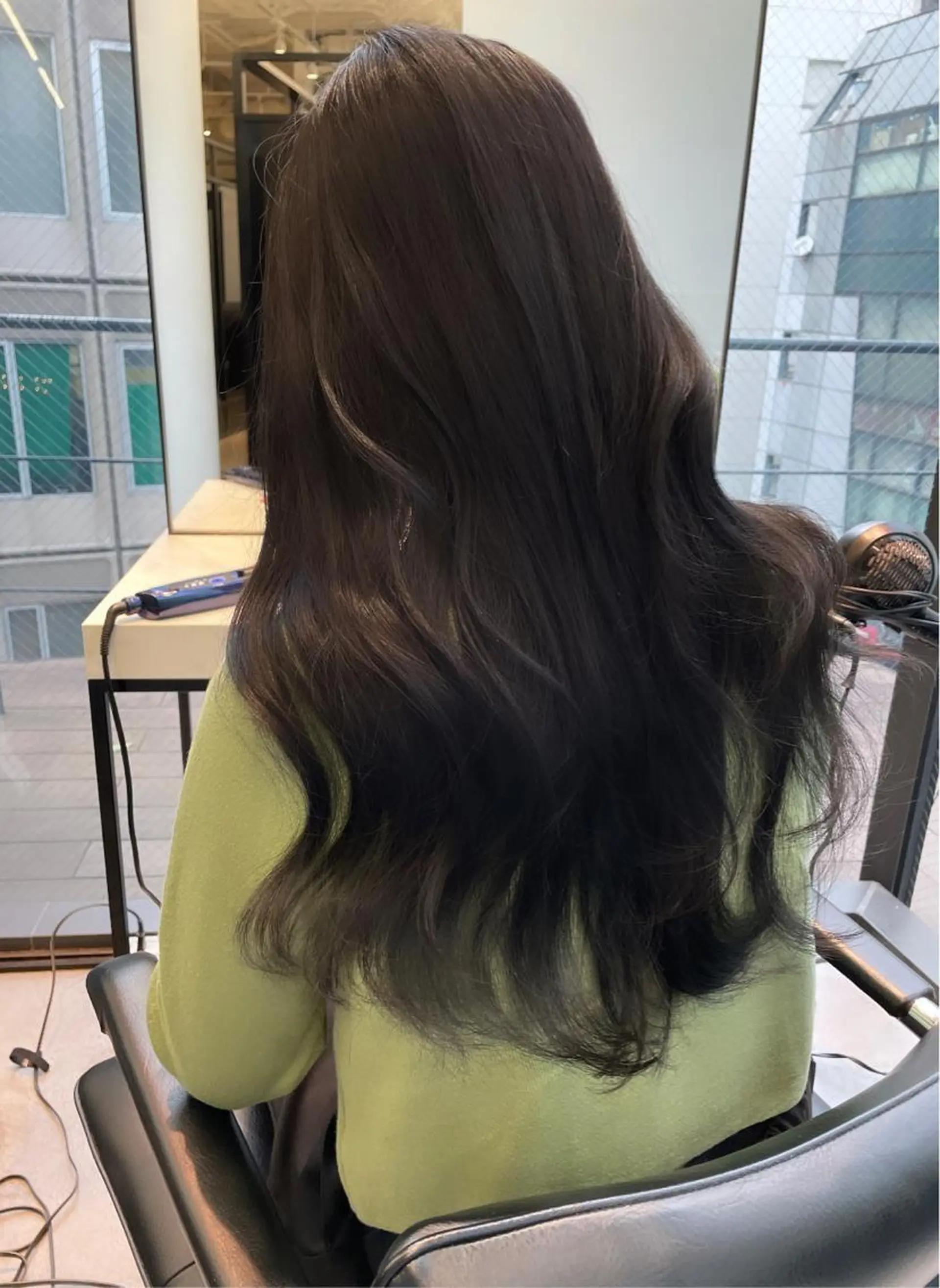 セミロング カラー INTRO.by Fi-Ne所属・韓国ヘア 店長NEGIのヘアスタイル