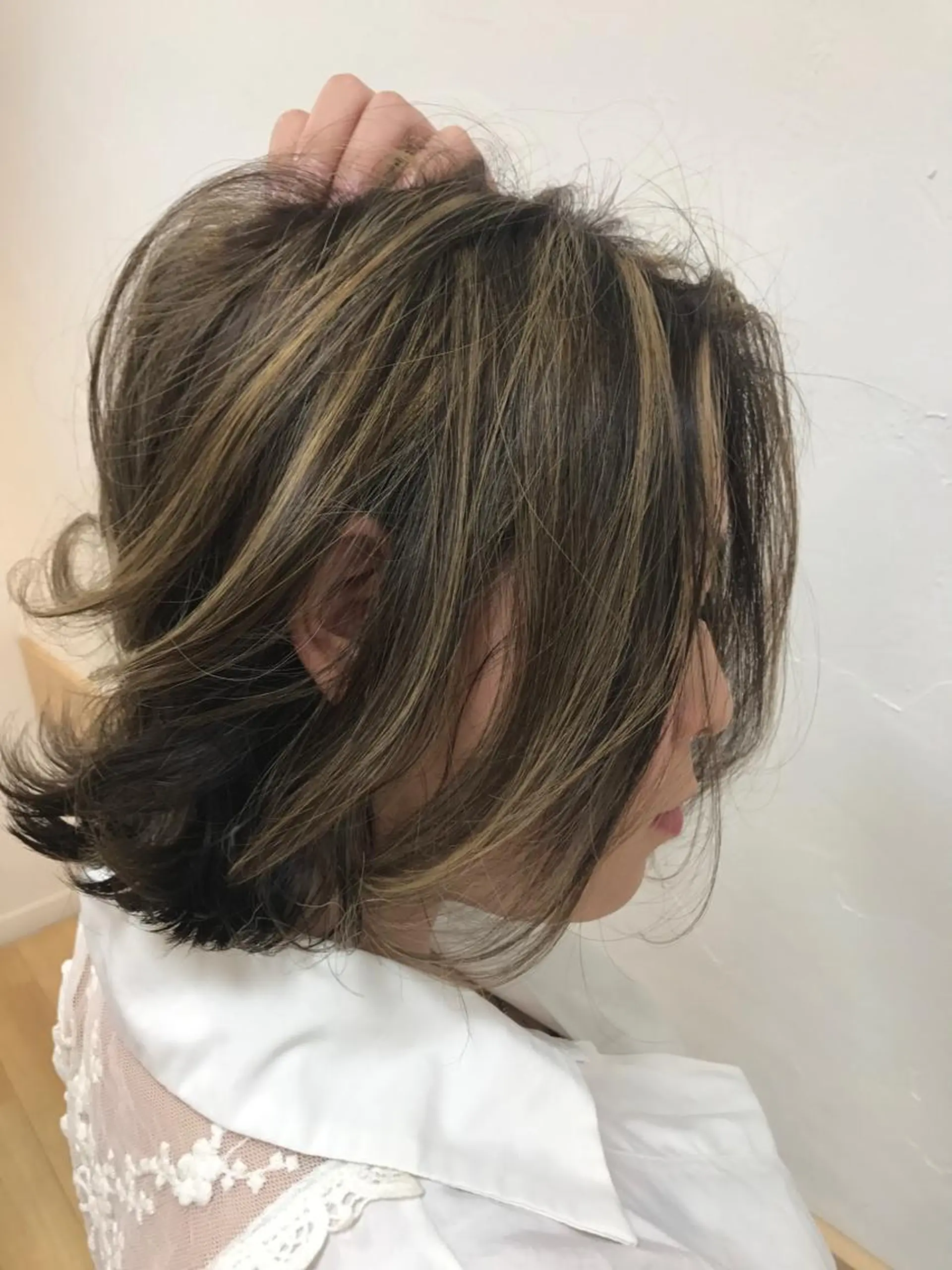 ミディアム ハイライト 大山 晃介のヘアスタイル