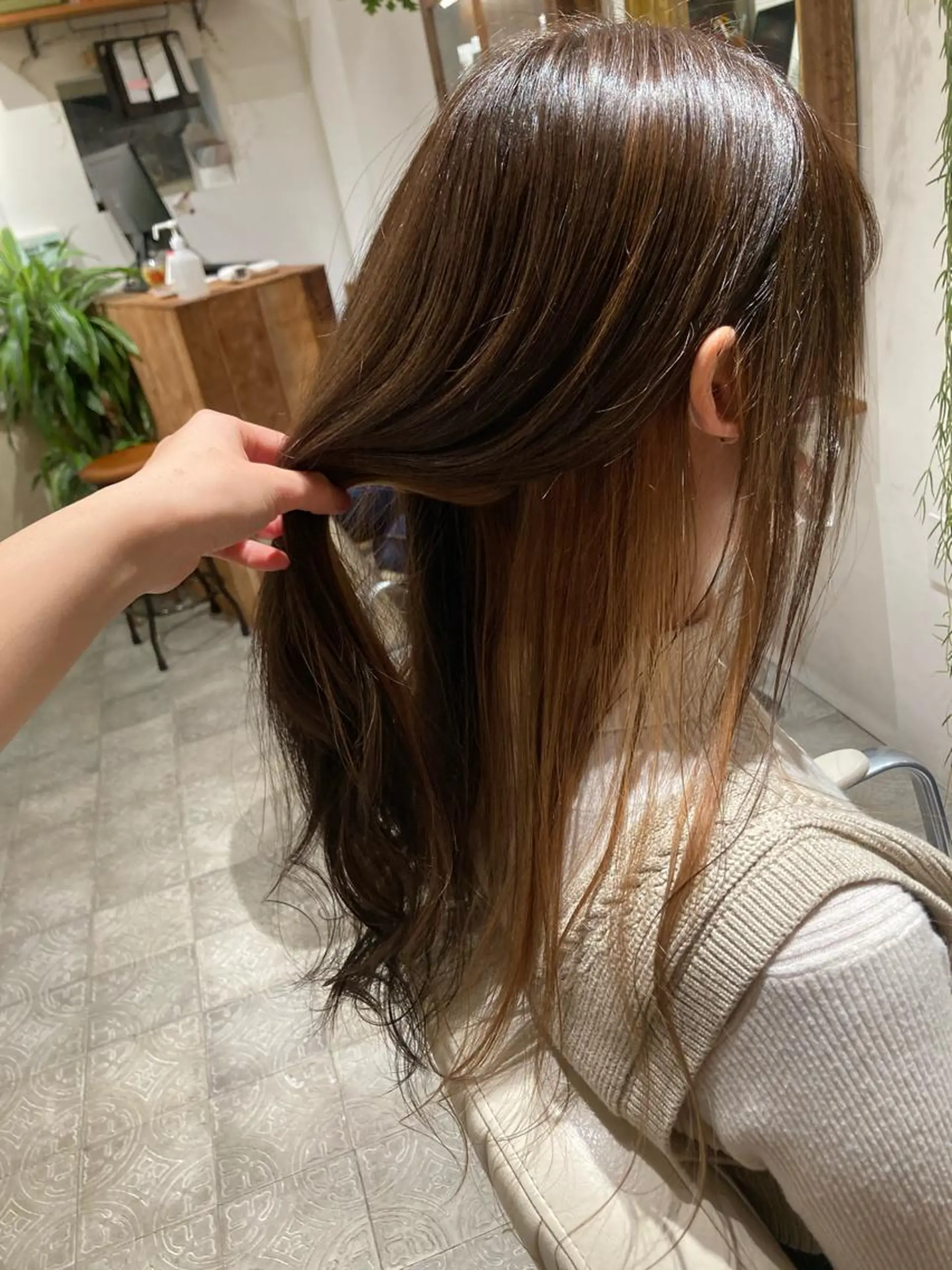 ロング カラー ブラウンカラー Lattan cositu所属・大方 いくみのヘアスタイル