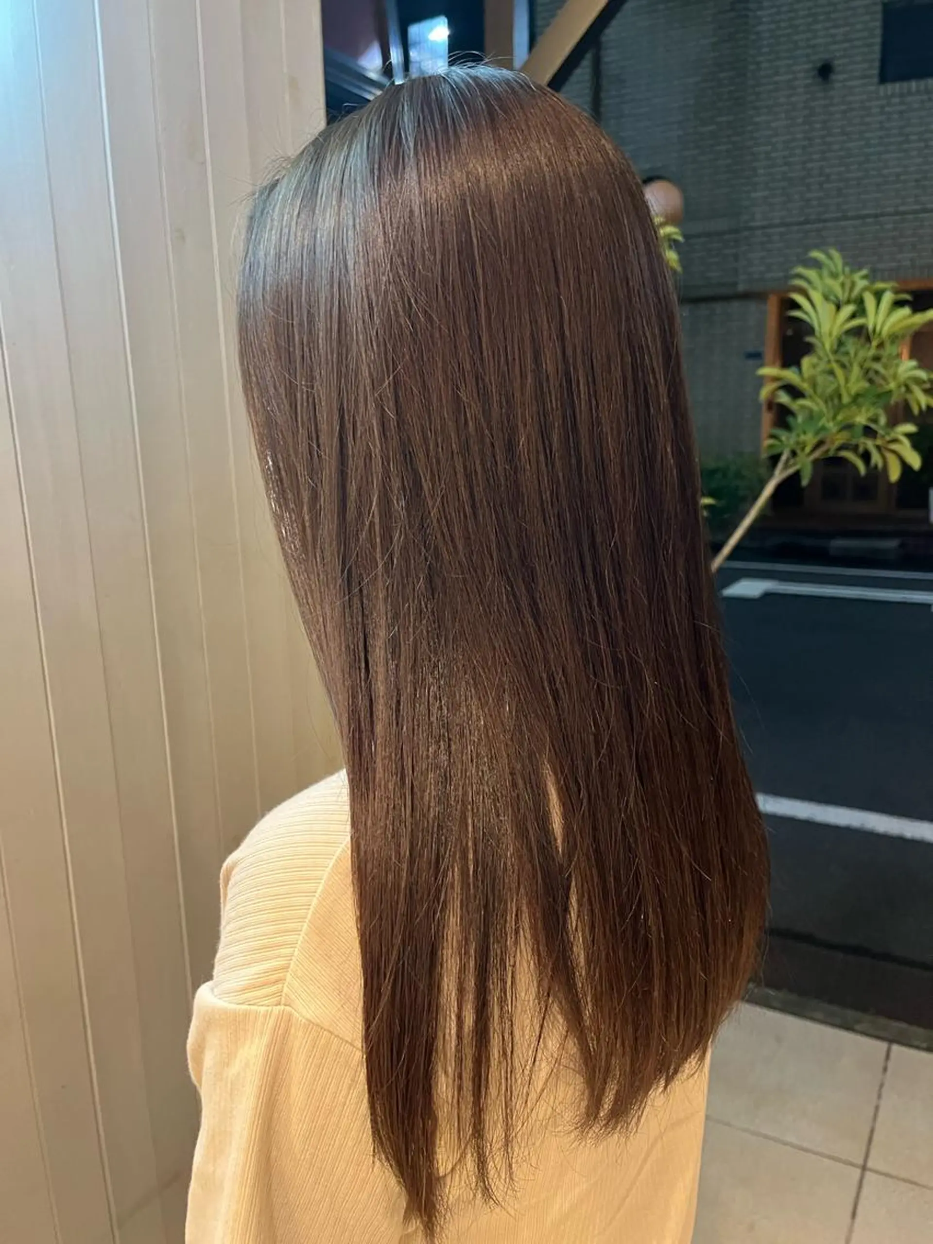 カラー マツザキ メグミのヘアスタイル