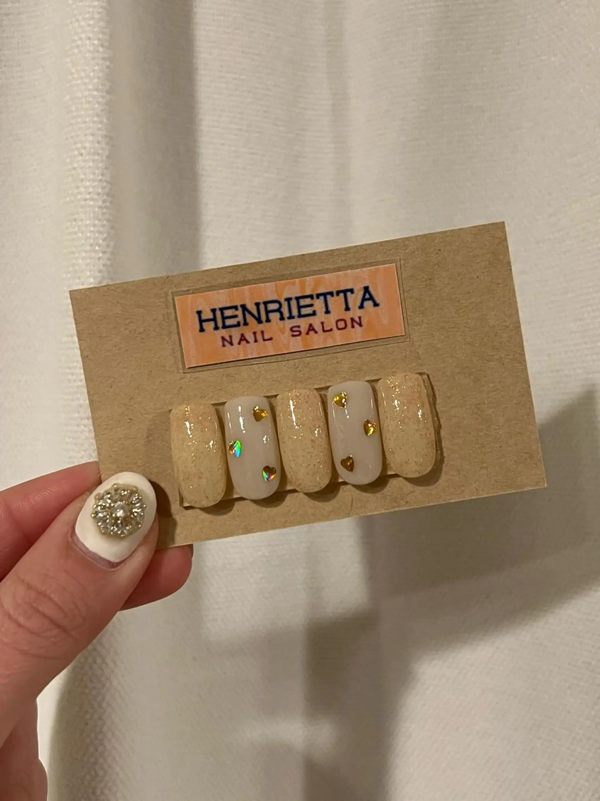 ネイル ハート ハンドネイル HENRIETTA NAILSALONのネイルデザイン