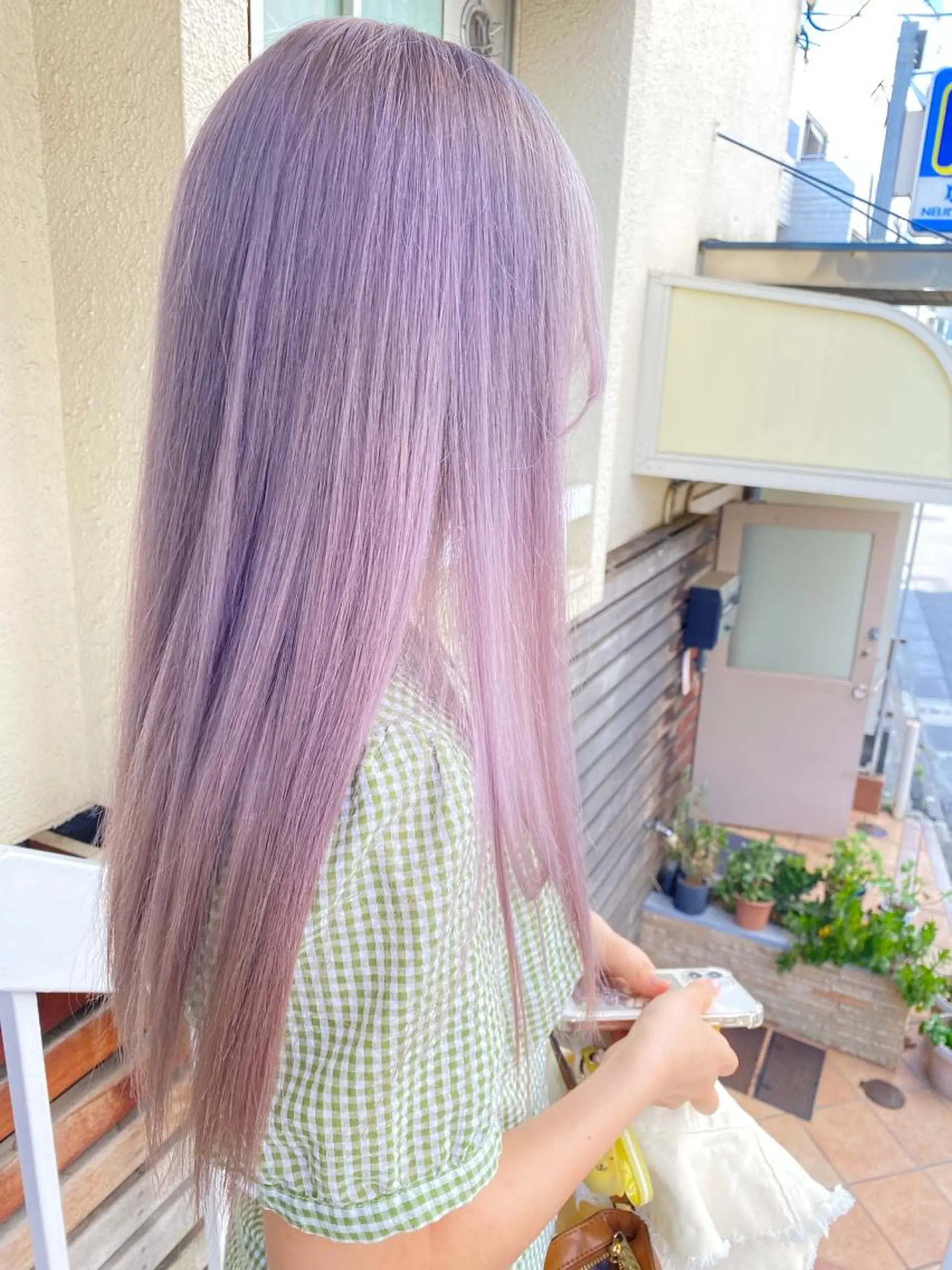 ロング ヘアカラー エクステ ハイトーン 💭黒崎ハルカのヘアスタイル