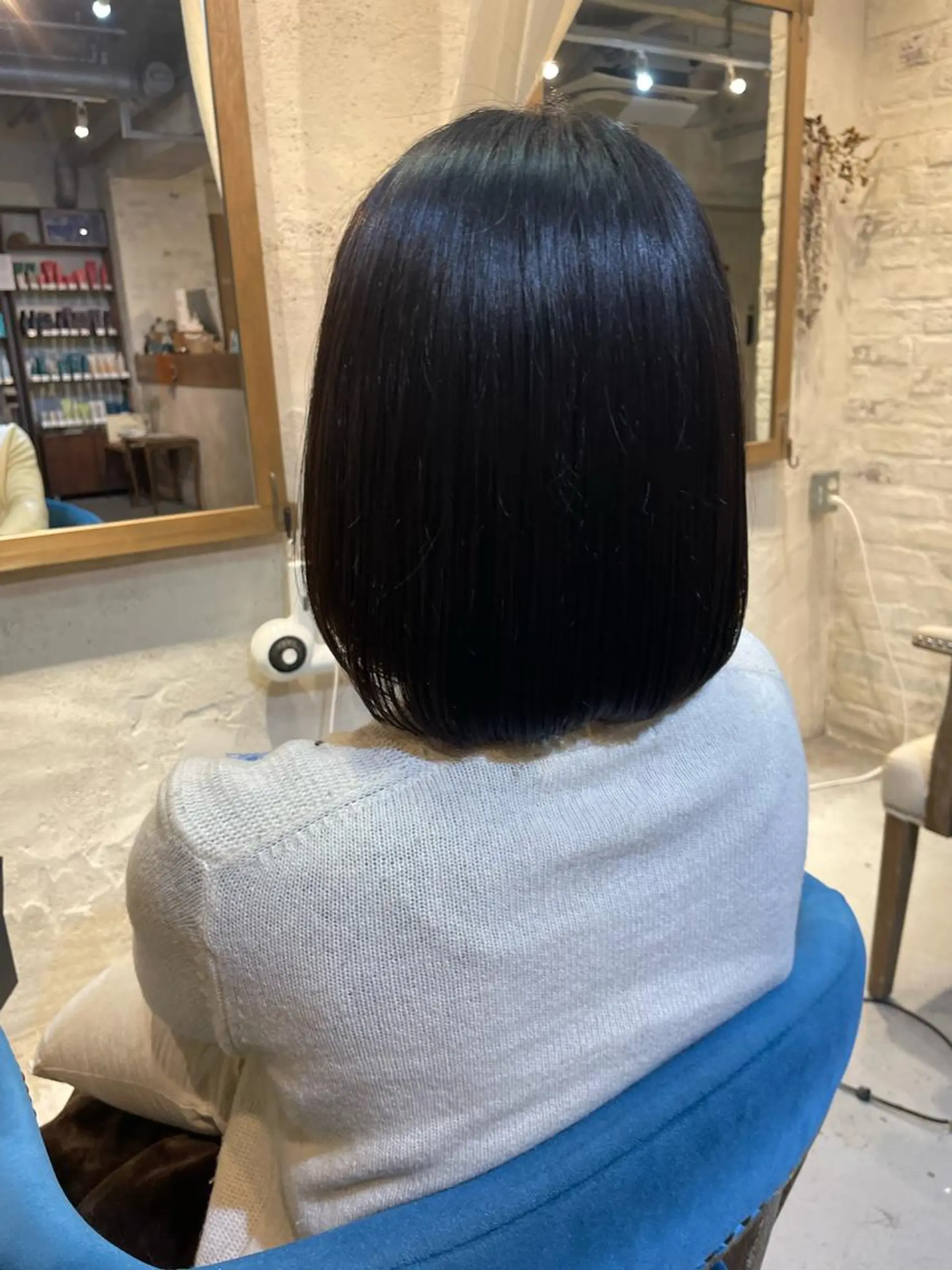 ミディアム ボブ 橋本 実奈美のヘアスタイル