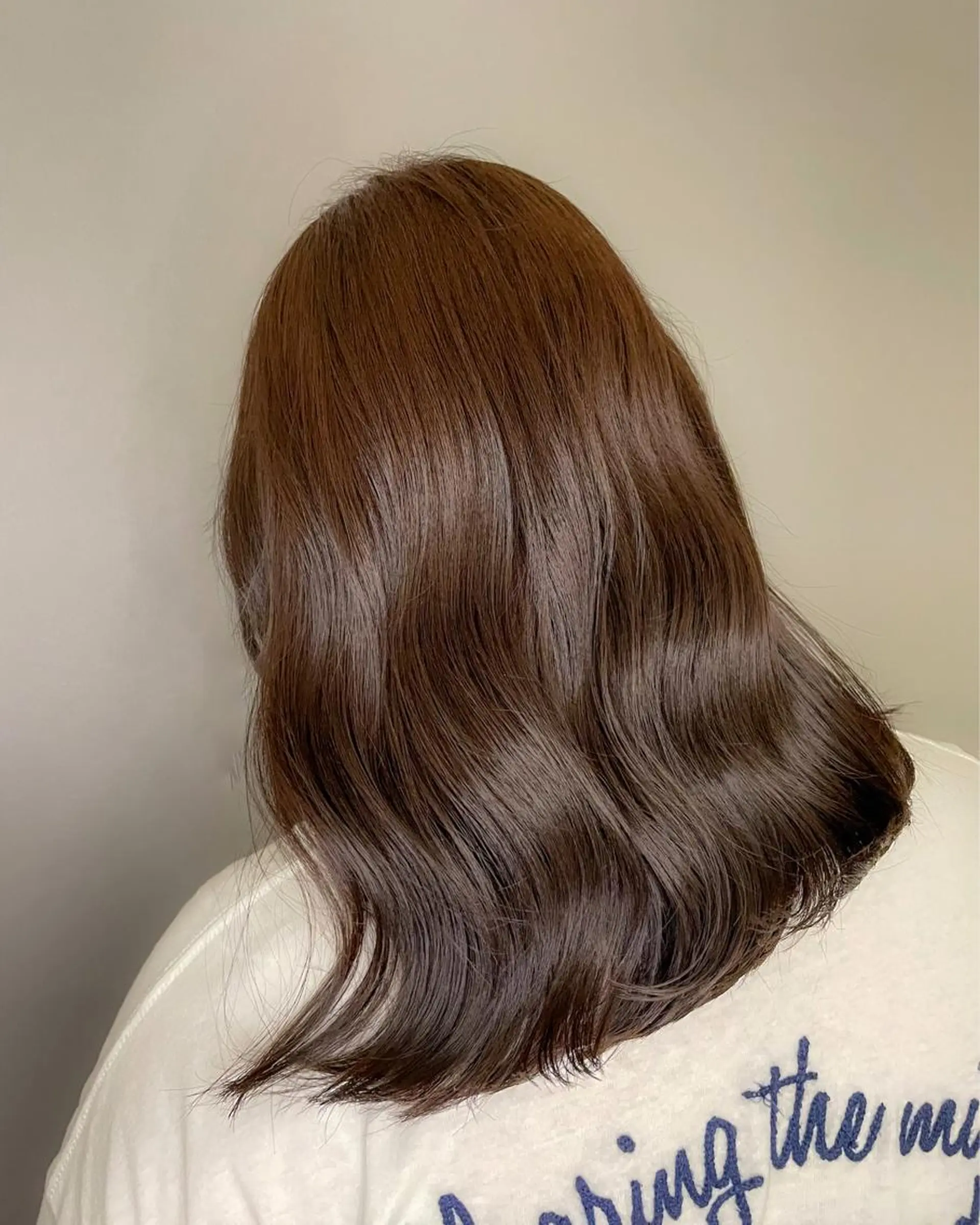 ミディアム カラー 坂本 理輝のヘアスタイル