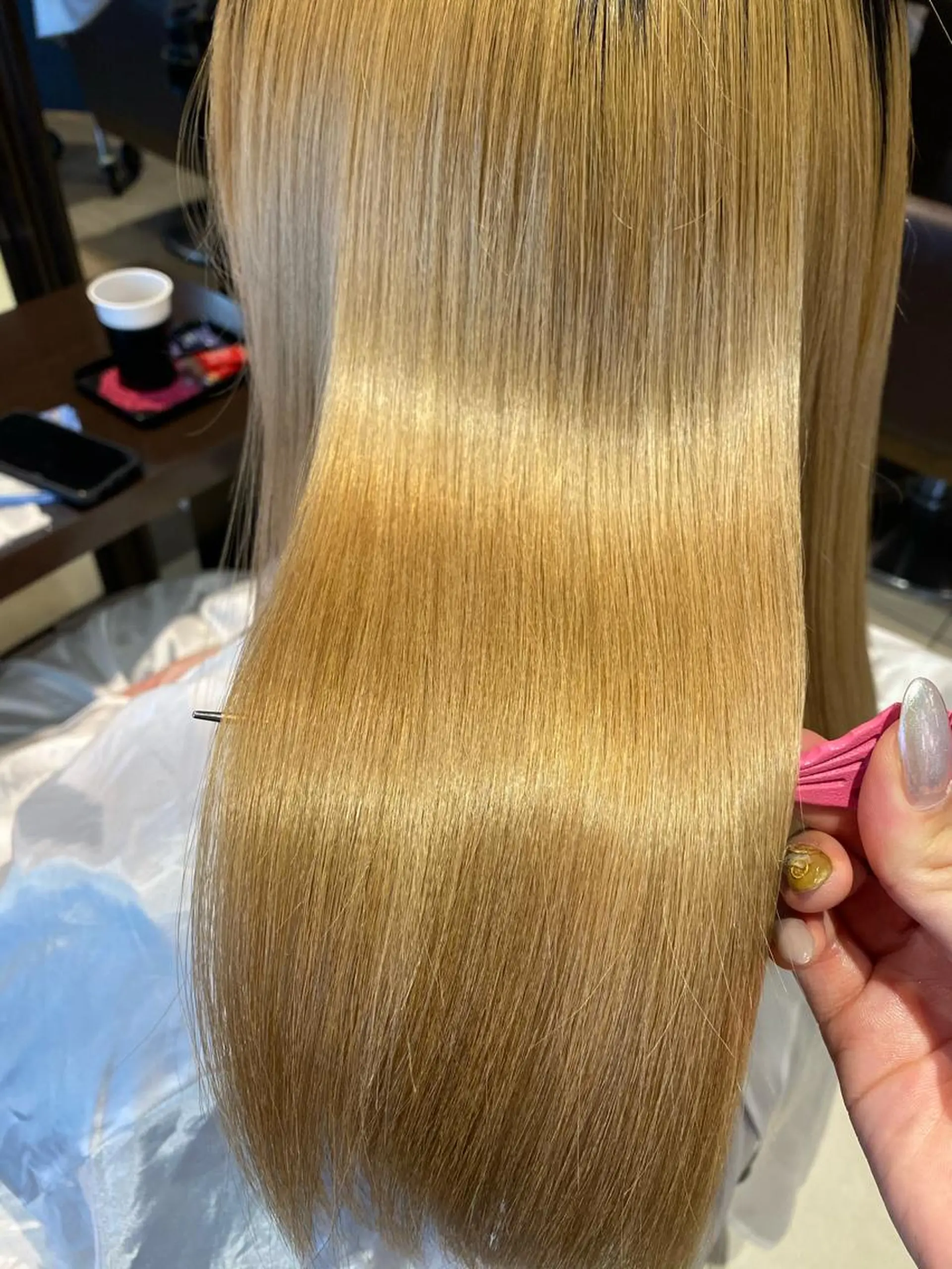 ロング 山川 玲奈のヘアスタイル