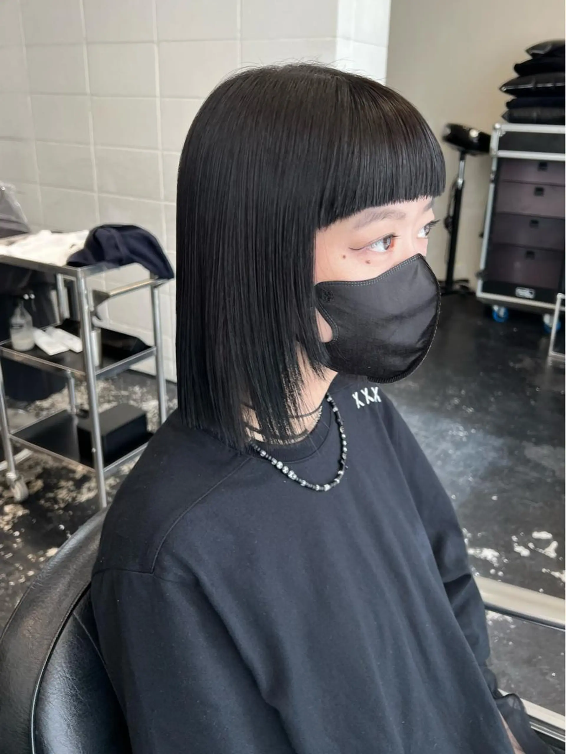 ミディアム カラー ヘアアレンジ 黒髪 ブルーカラー ブルーブラック 透明感カラー カット ヘアカラー トリートメント HARU//原宿🤍 リピート率NO.1のヘアスタイル