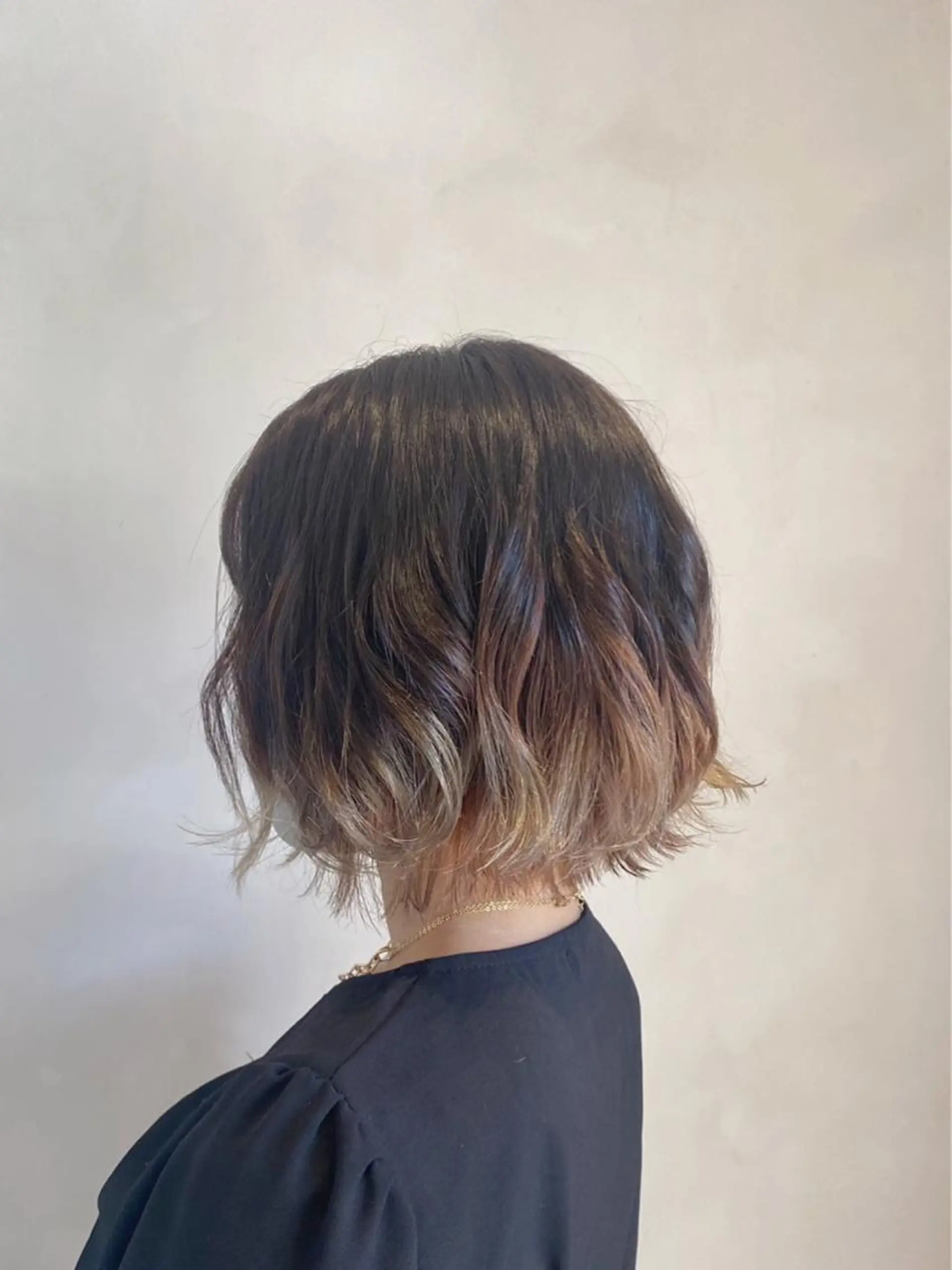 ミディアム カット motel所属・モデルや芸能人も通う ✨マンツーマンサロンのヘアスタイル