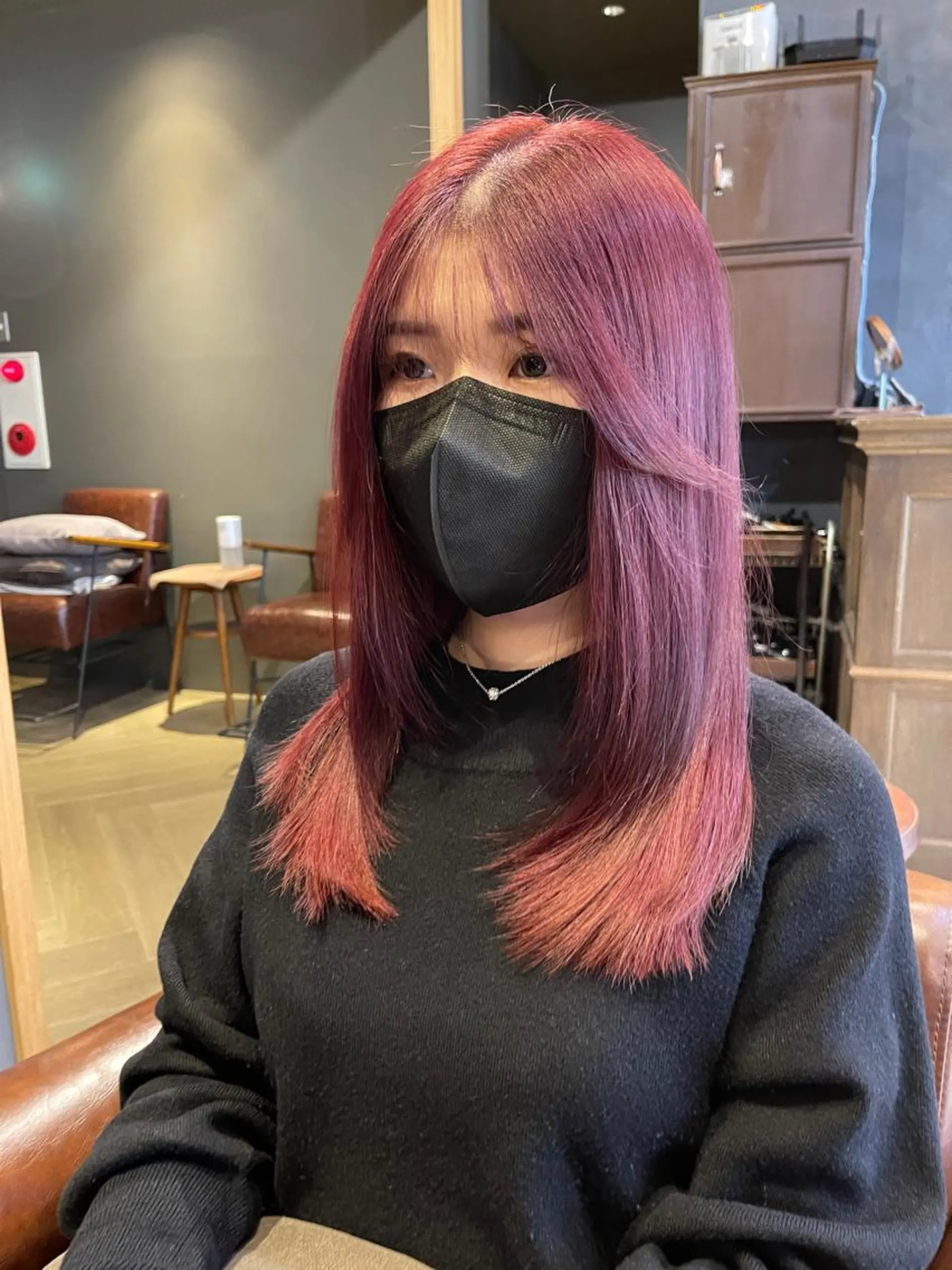 ロング トリートメント カット ヘアカラー トリートメント 艶カラー/艶髪矯正 LOANA鈴木のヘアスタイル