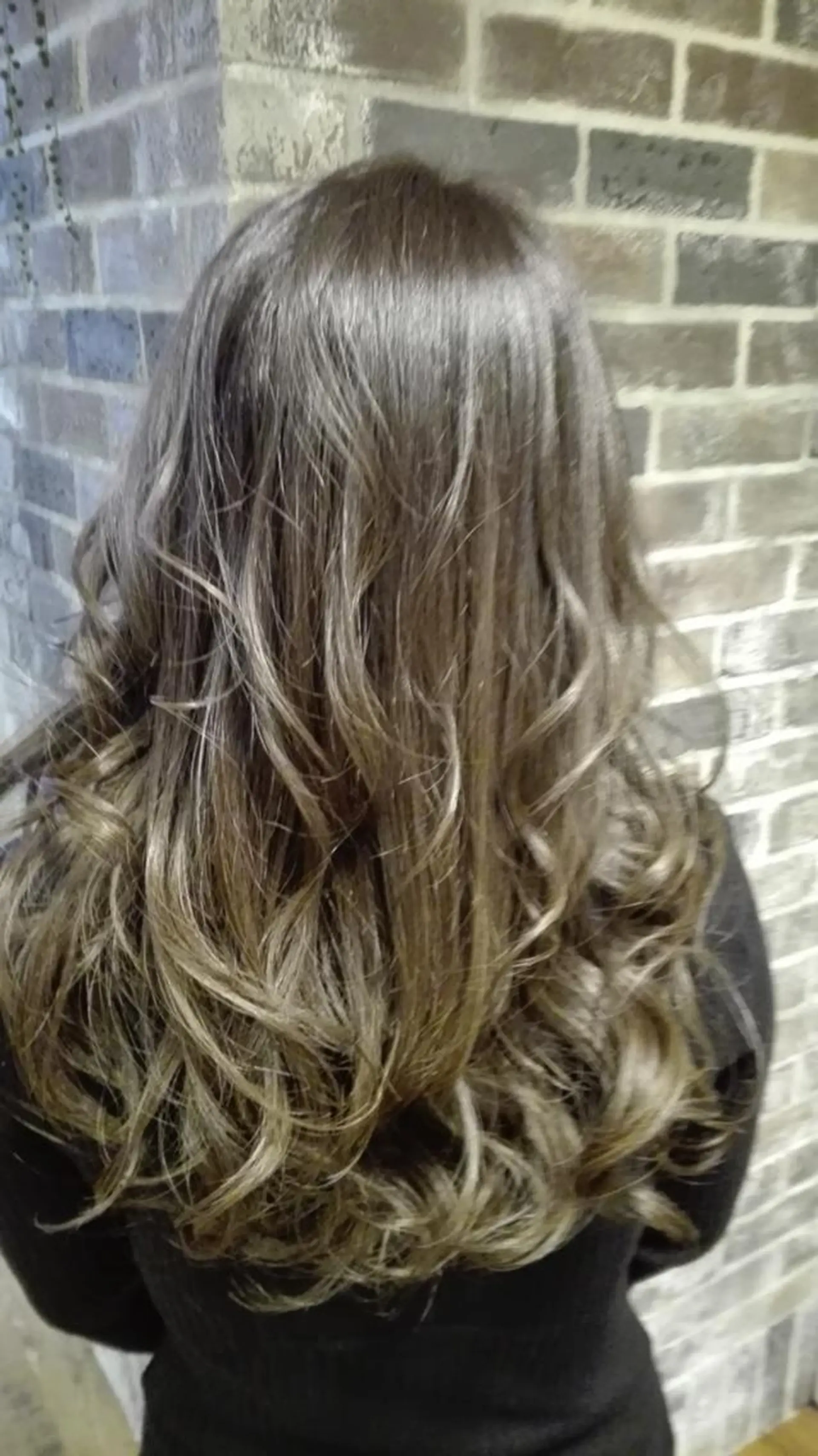 ロング カラー パーマ ヘアアレンジ メンズ キッズ ネイル マツエク・マツパ メンズブリーチ アッシュ ブリーチ 透明感カラー デザインカラー Beauty＆Relaxation MEGUMI所属・MEGUMI megumiのヘアスタイル