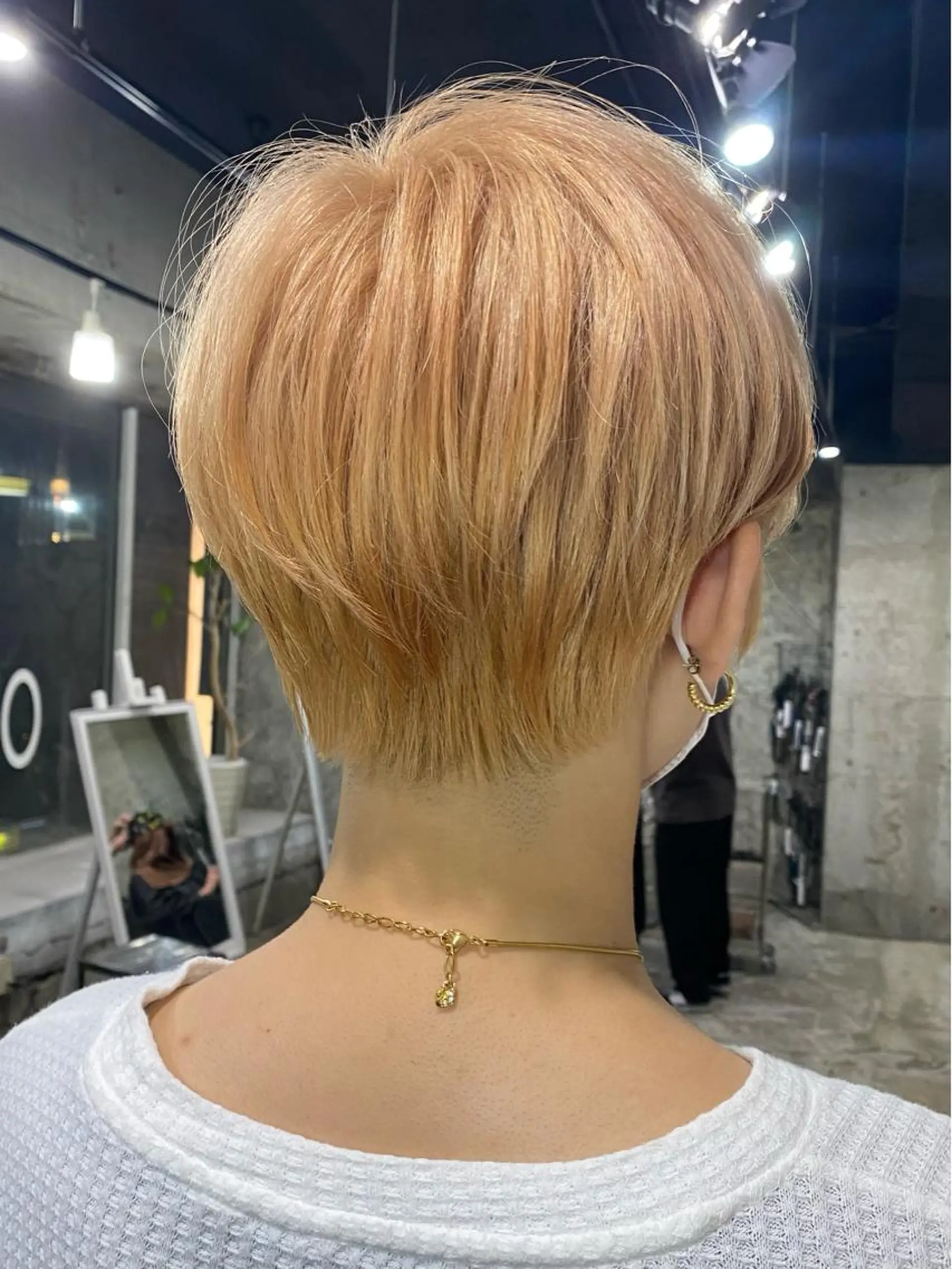 ショート カラー ベージュカラー オレンジ オレンジベージュ ショートヘア カット ヘアカラー ［似合わせヘア］ ✂︎OGURO✂︎のヘアスタイル