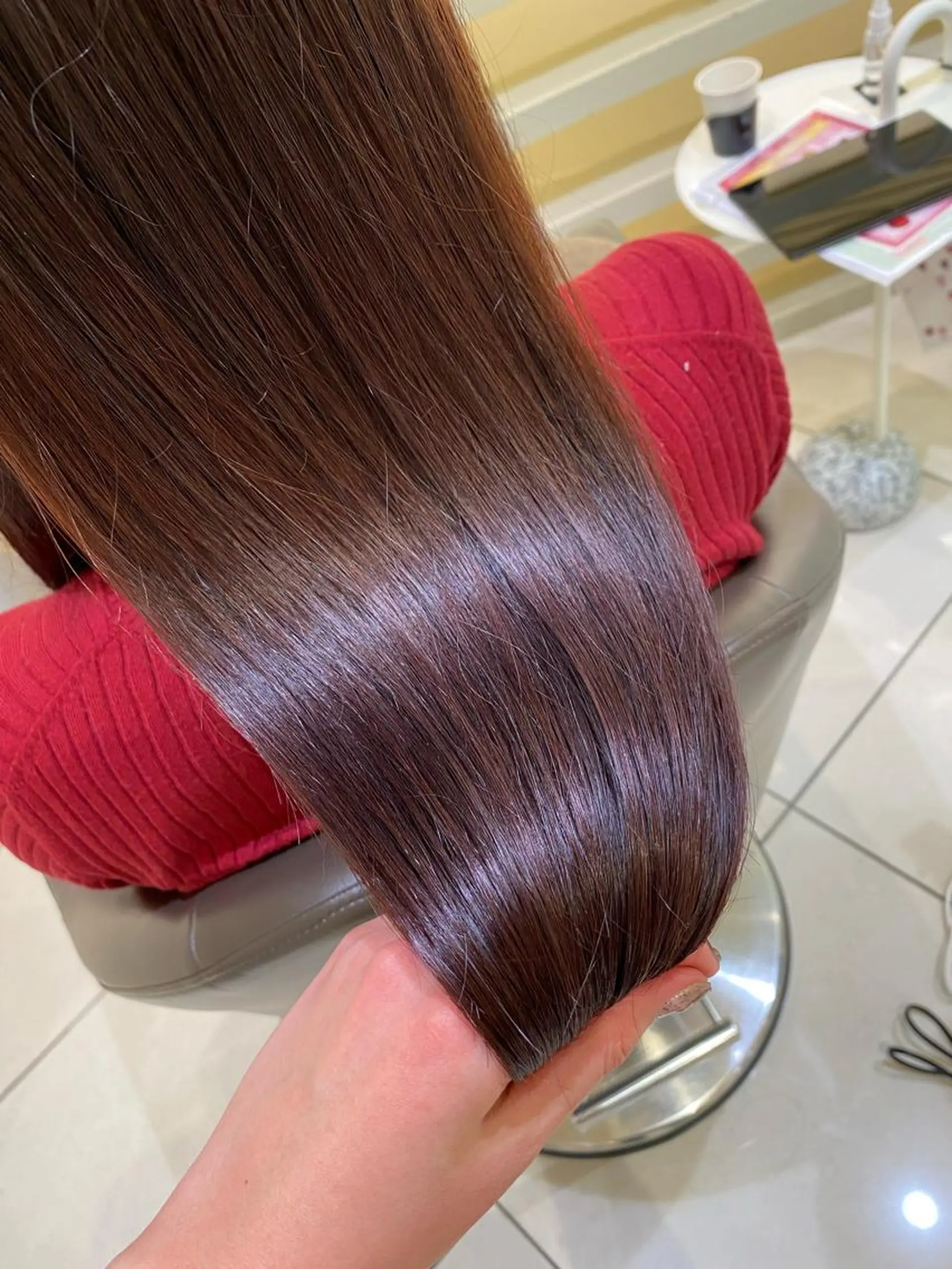 ロング カラー ヘアカラー トリートメント プレイングカラー🤍 細めハイライトのヘアスタイル