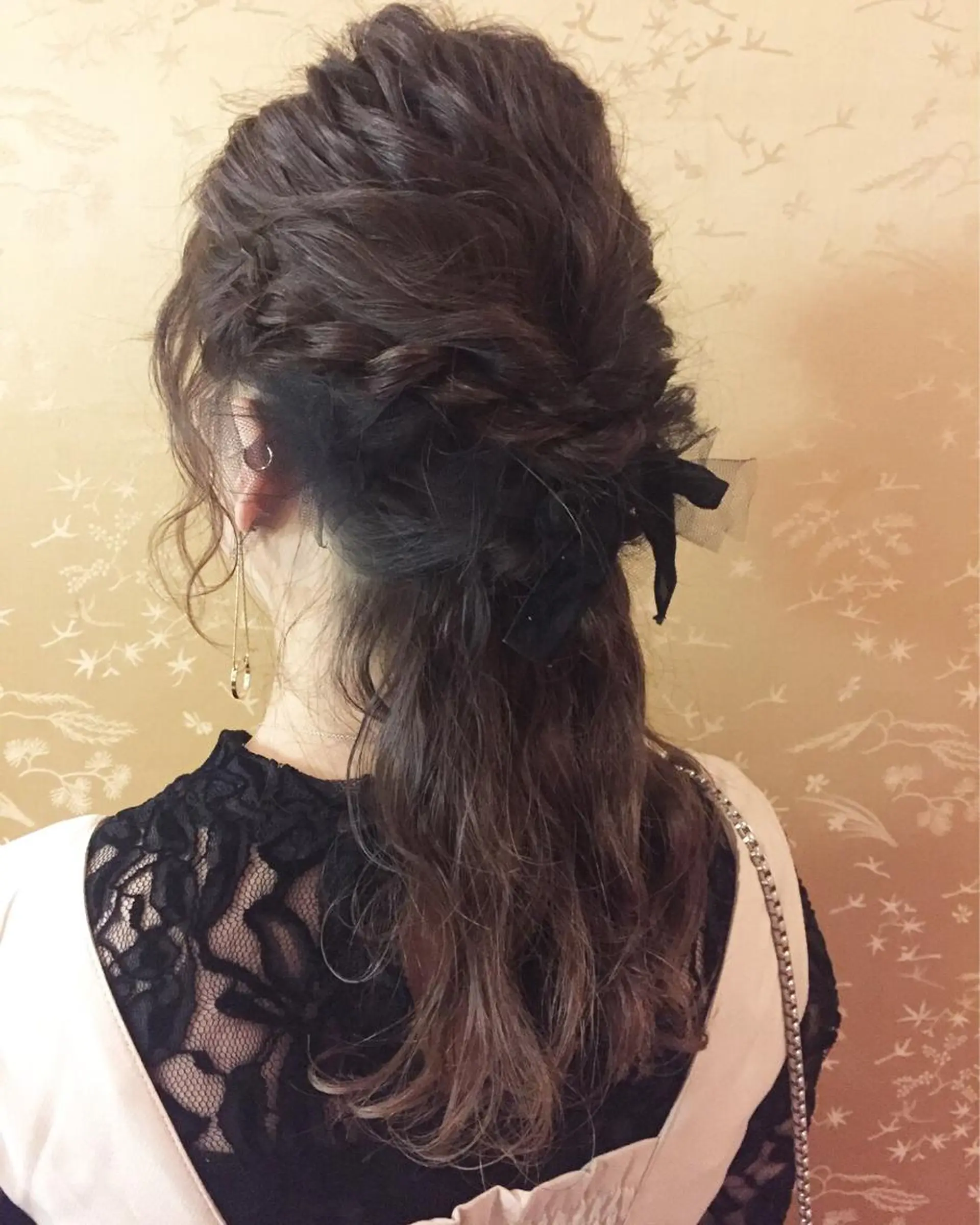 セミロング ヘアアレンジ ヘアセット 加藤 綾華のヘアスタイル