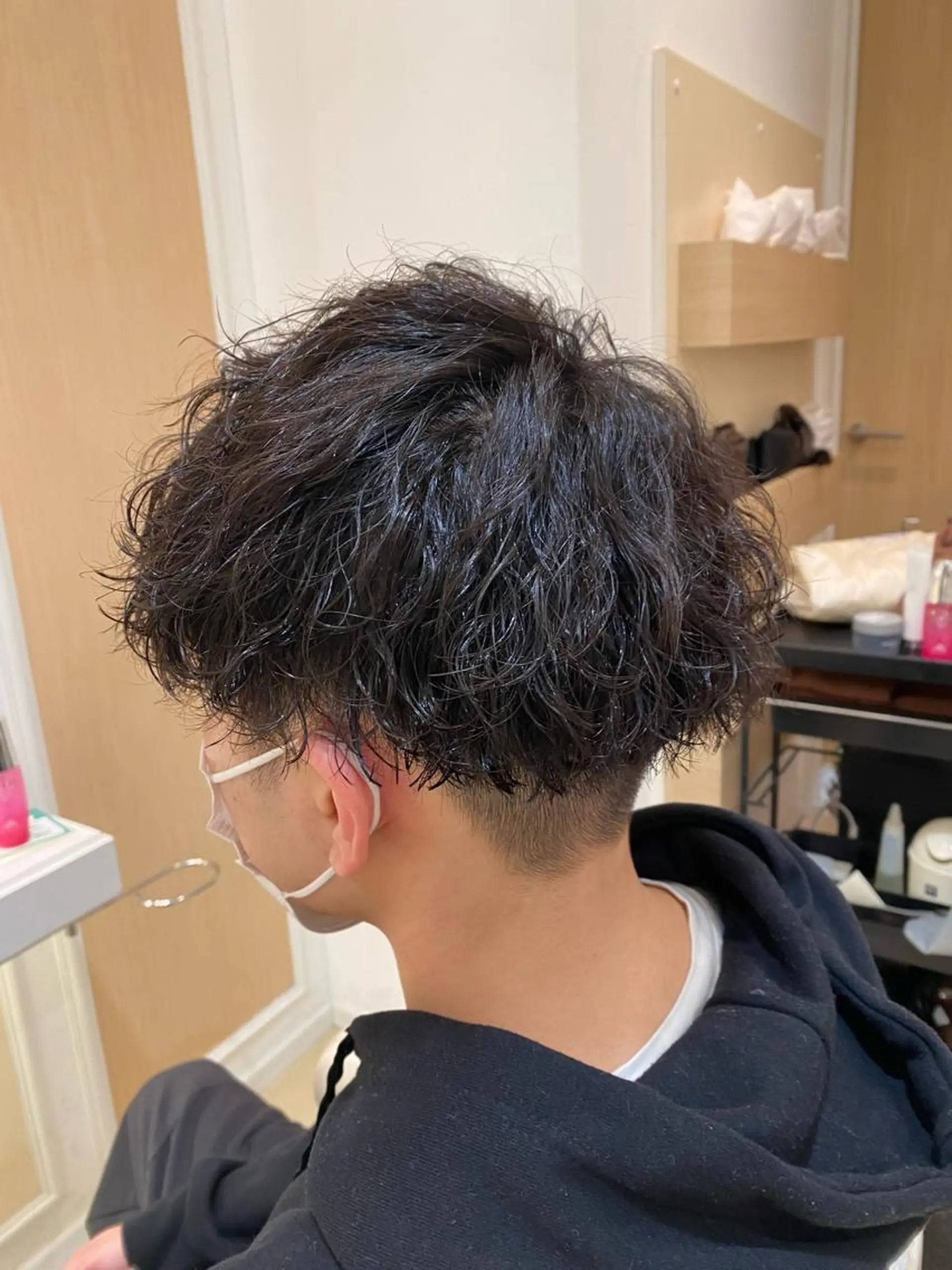 ショート パーマ メンズ カット パーマ メンズ特化型美容師 栗山勇人のヘアスタイル
