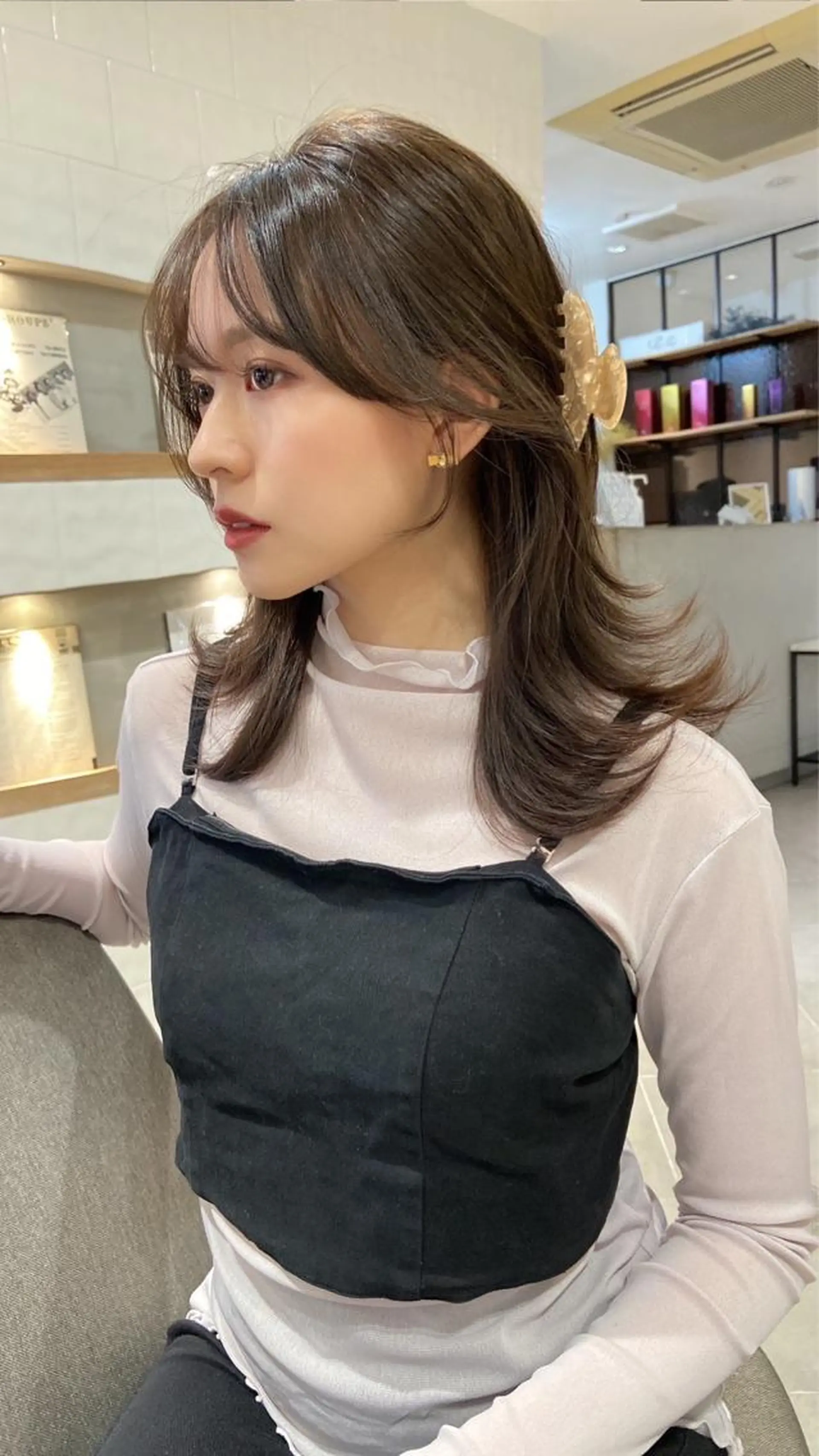 ミディアム 女性らしいモテヘア 韓国ヘアhikariのヘアスタイル