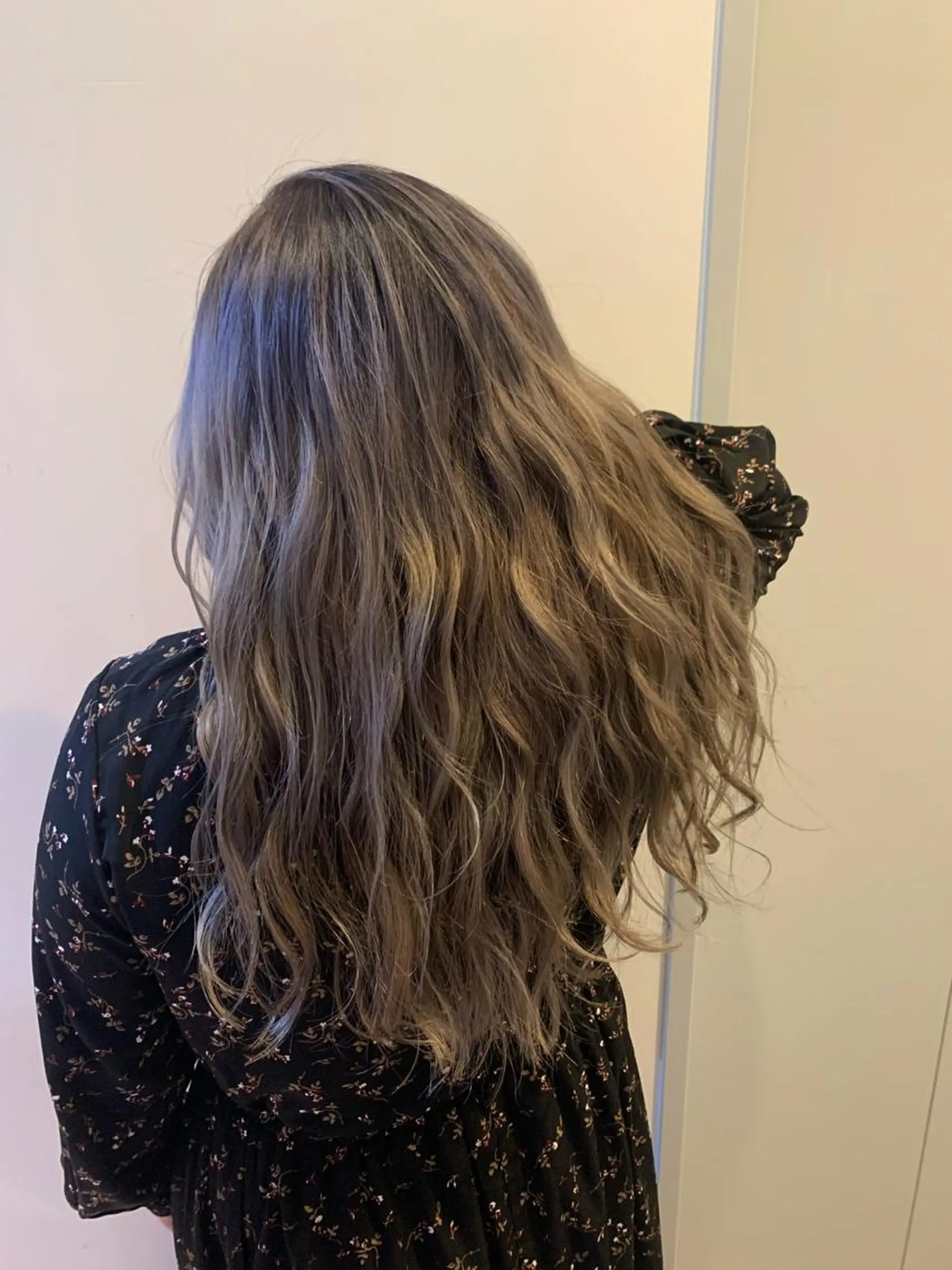ロング カラー バレイヤージュ ベージュカラー レイヤーカット カット ヘアカラー トリートメント ヘアセット TOPstylist ✂️フセケイタ✂️のヘアスタイル