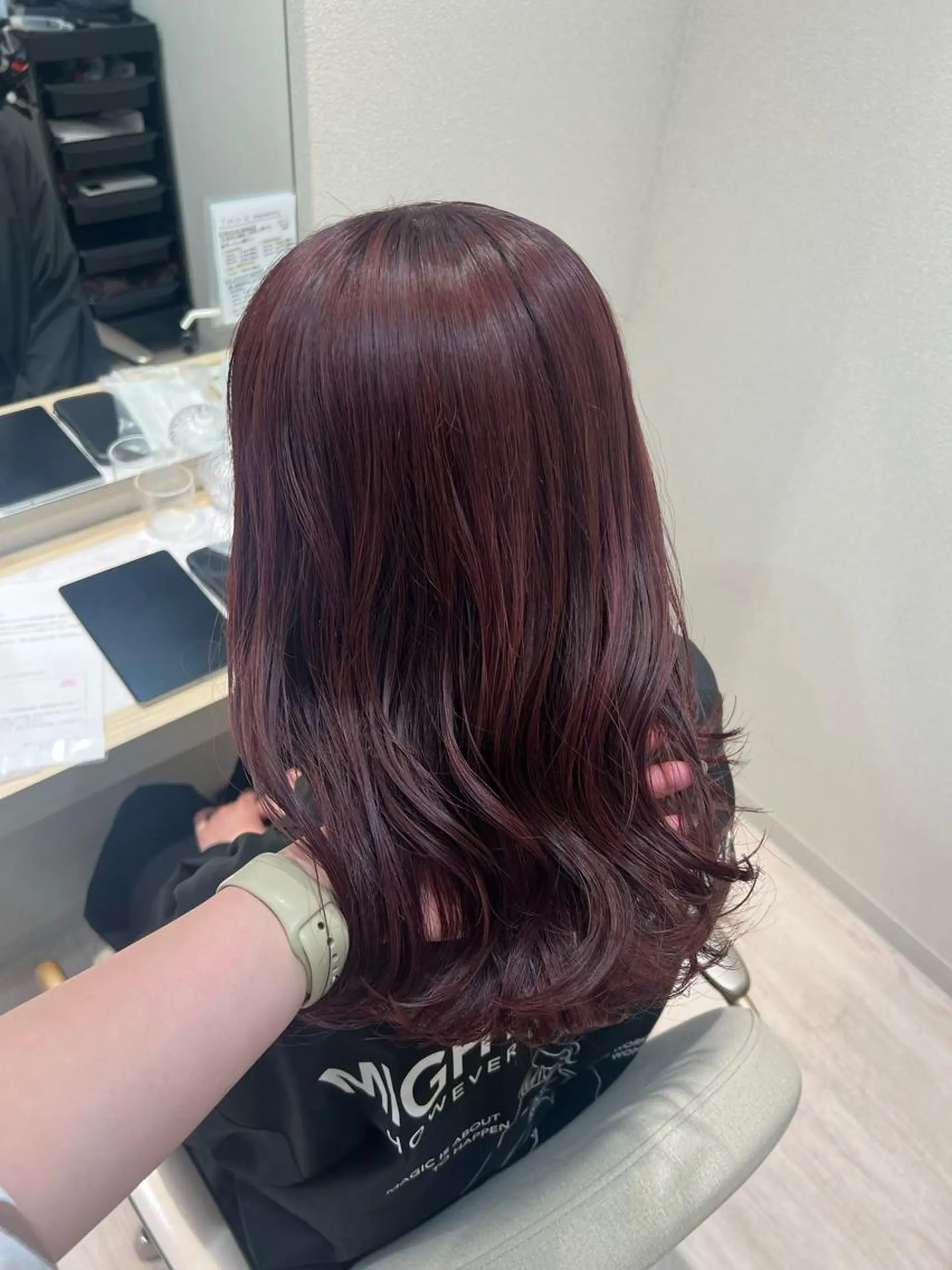 ミディアム ピンクブラウン カット ヘアカラー トリートメント ヘッドスパ mina .のヘアスタイル