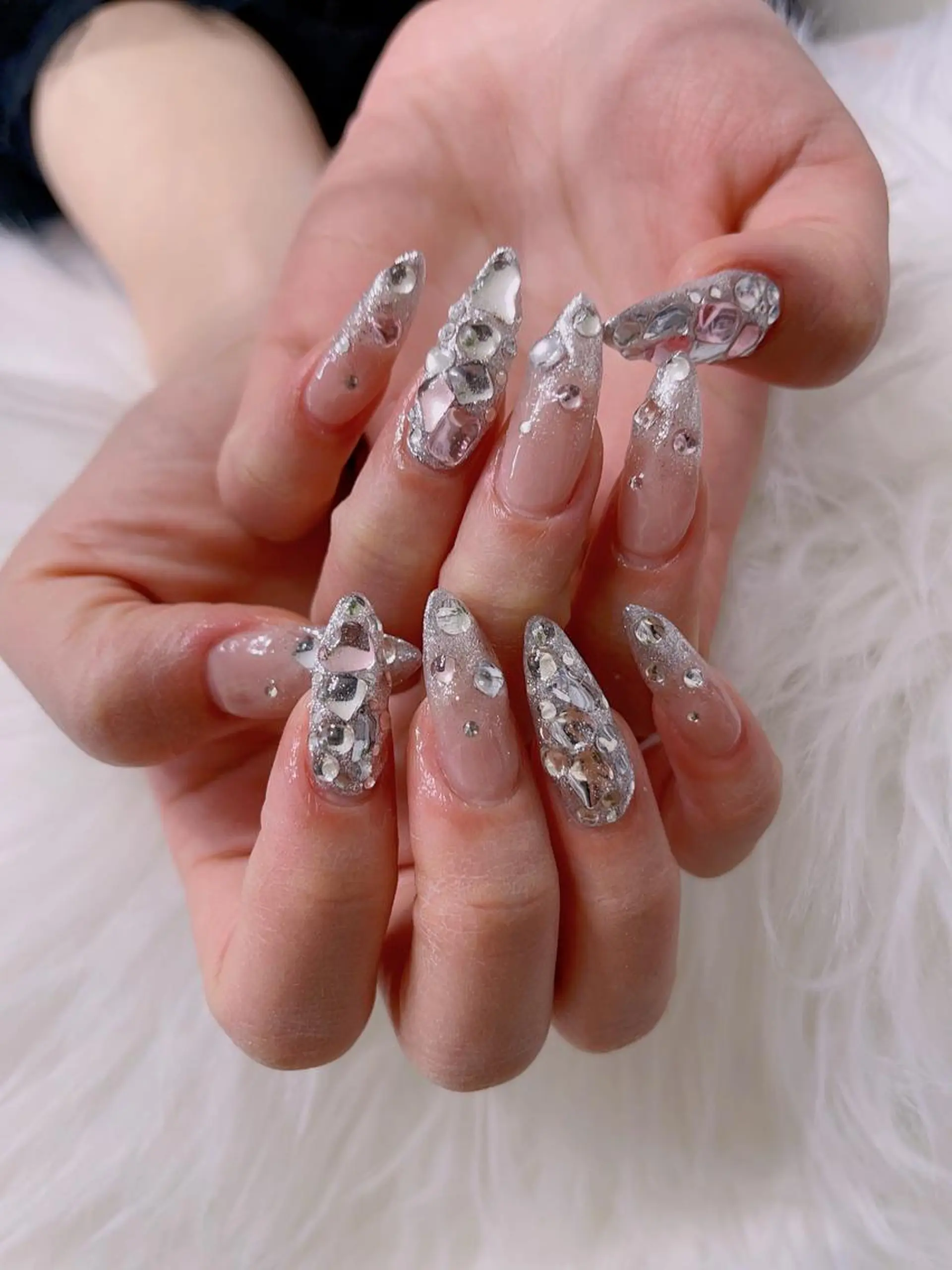 ネイル 菲菲ネイルサロン所属・FF フィフィネイルサロンのネイルデザイン