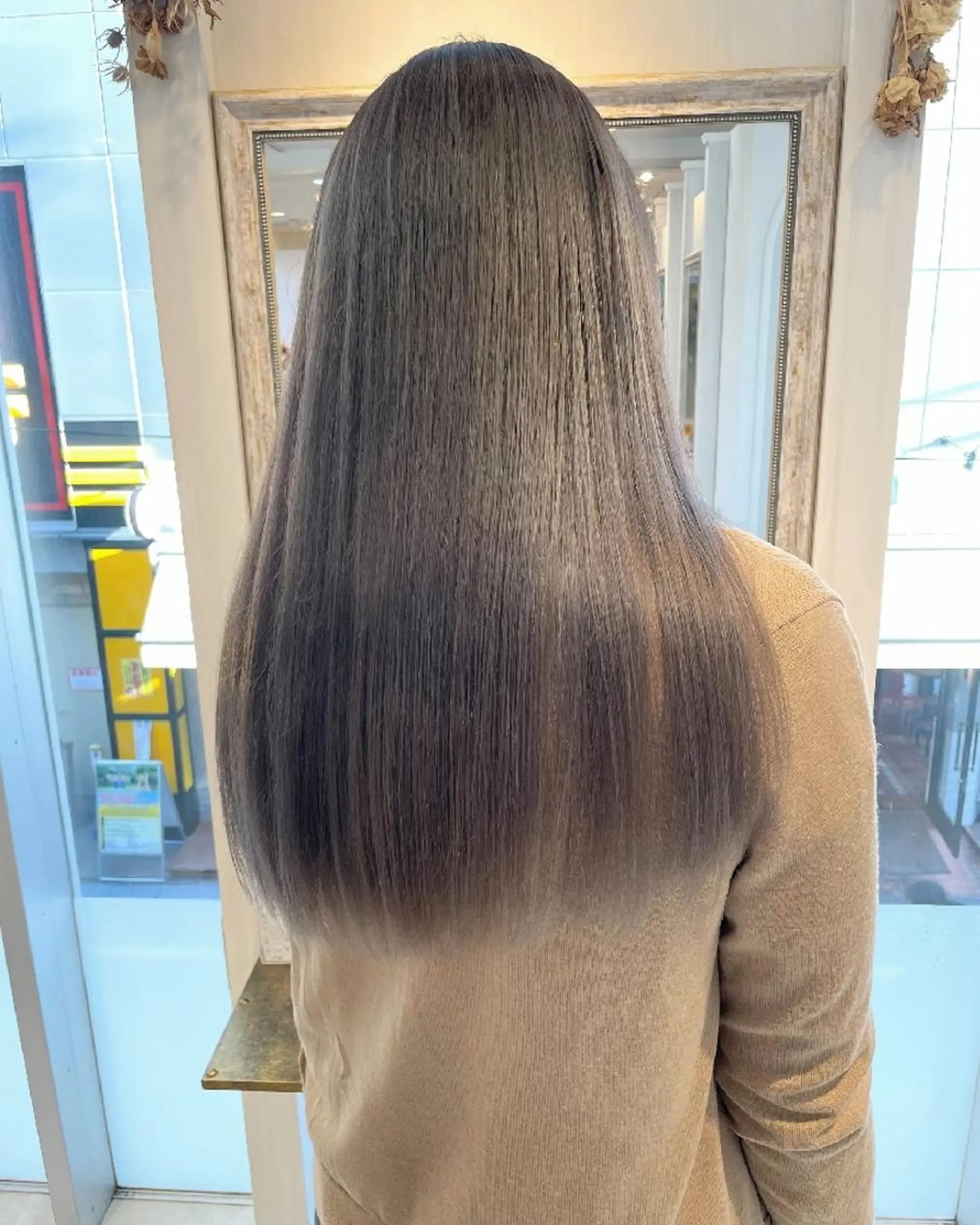 ロング ヘアカラー 縮毛矯正 ⭕鏡のような劇艶に ⭕️賀川サトシのヘアスタイル