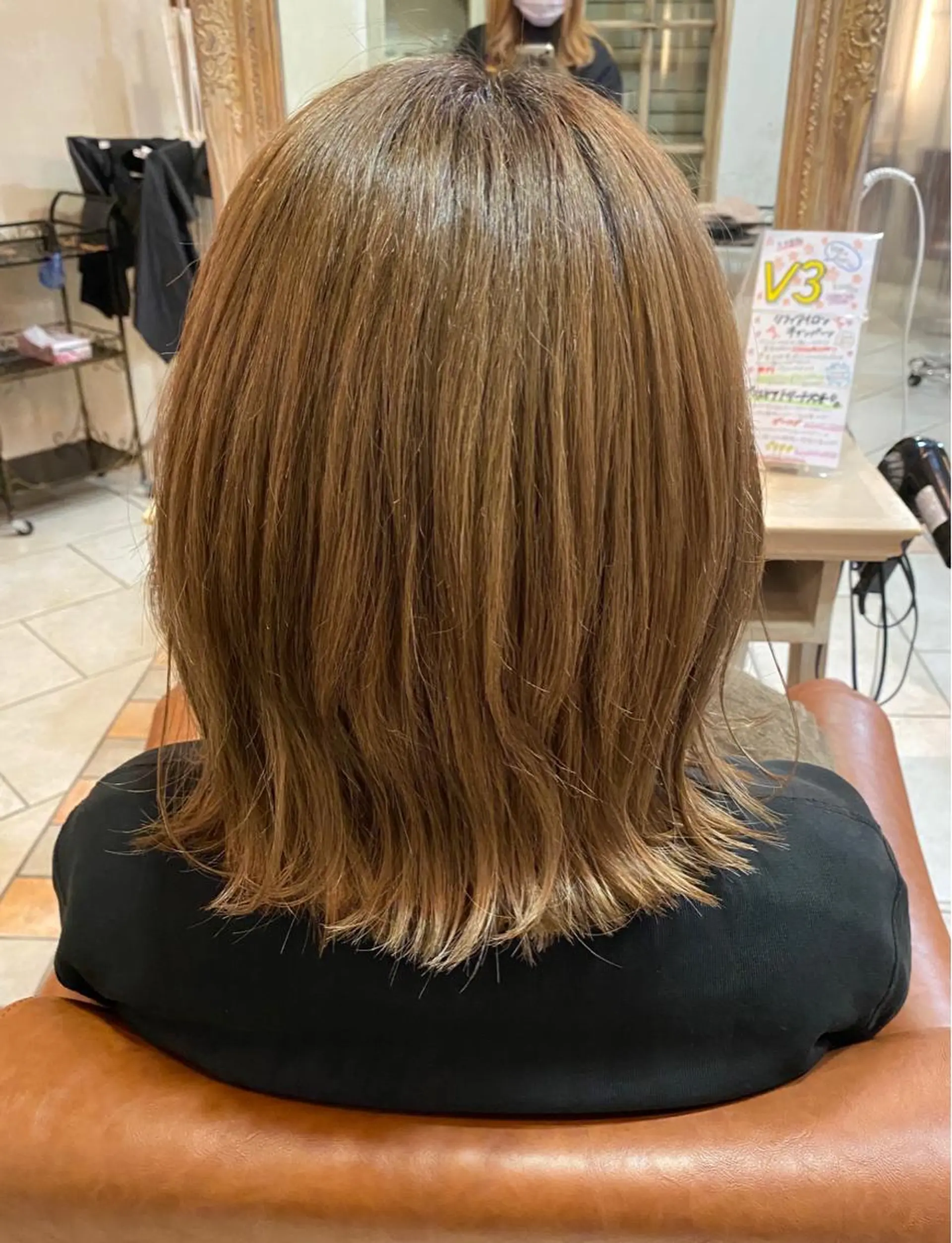 ミディアム 顔周りカット 外ハネヘア amie by afloat(エイミーバイアフロート)所属・井上 日菜乃のヘアスタイル