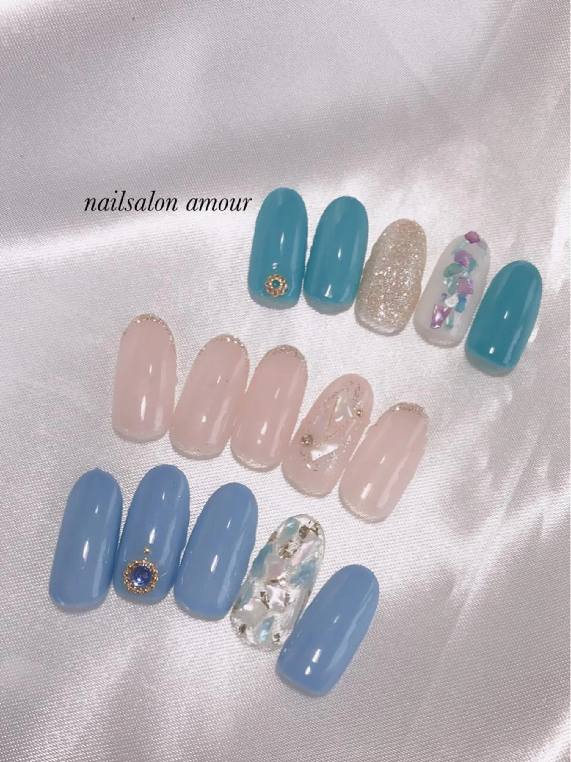 ネイル ストーンネイル nailsalon ♡amour♡のネイルデザイン