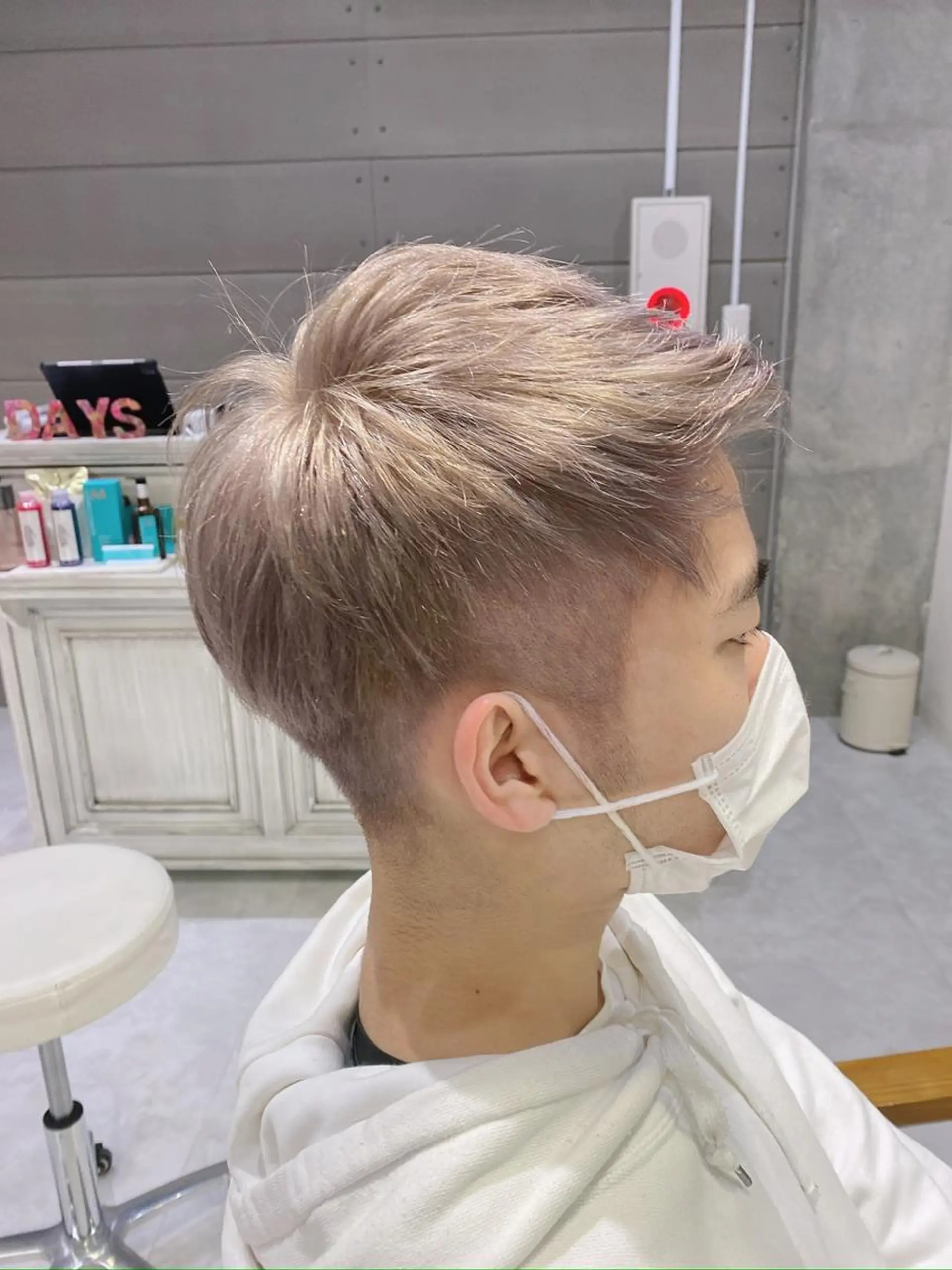 ショート カラー ヘアアレンジ メンズ メンズブリーチ メンズ韓国風 韓国マッシュ マッシュ ツーブロック 𝐑𝐈𝐍𝐊𝐀 🐷🖤のヘアスタイル