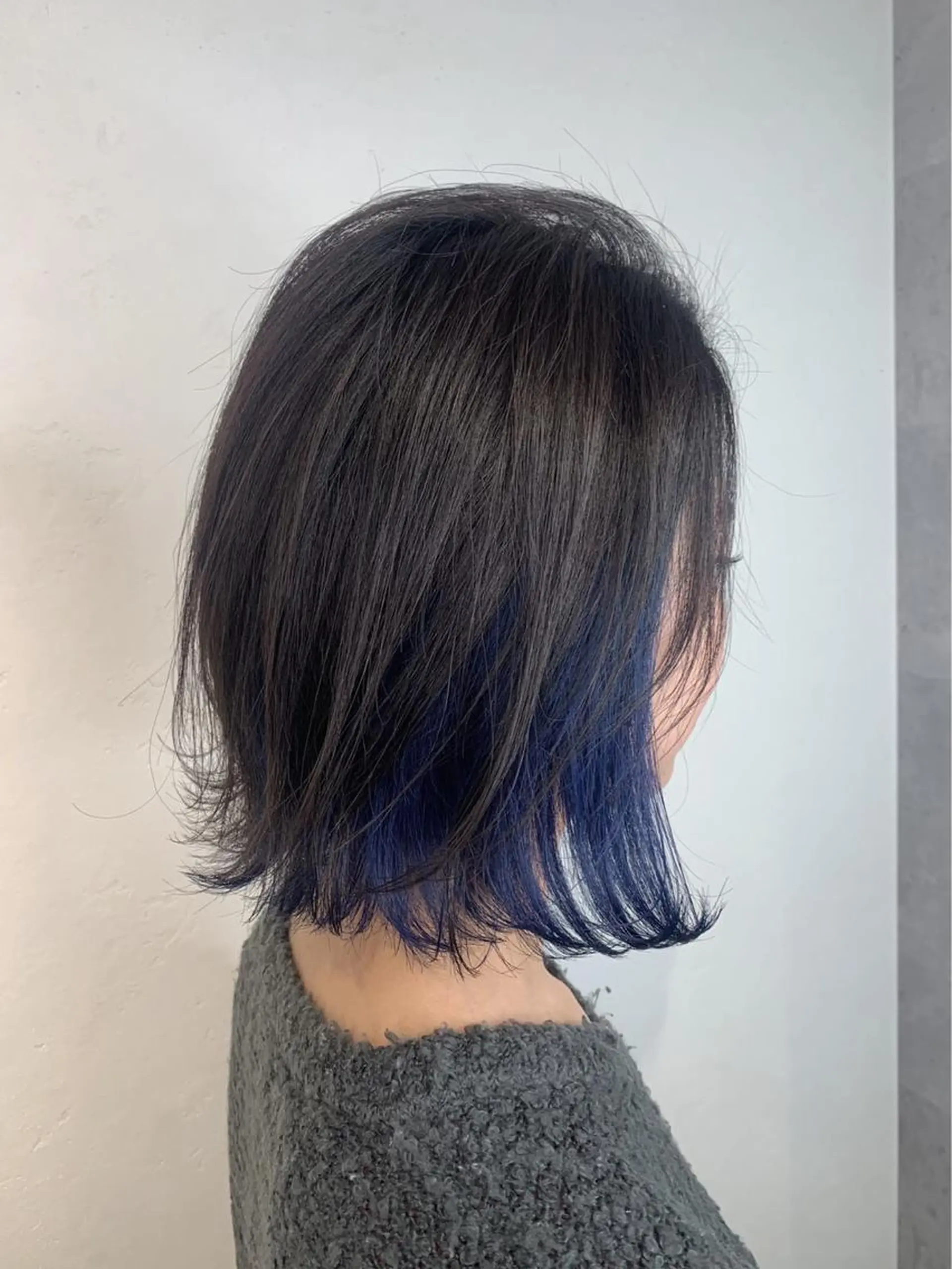 ショート カラー _WHITE 高槻のヘアスタイル