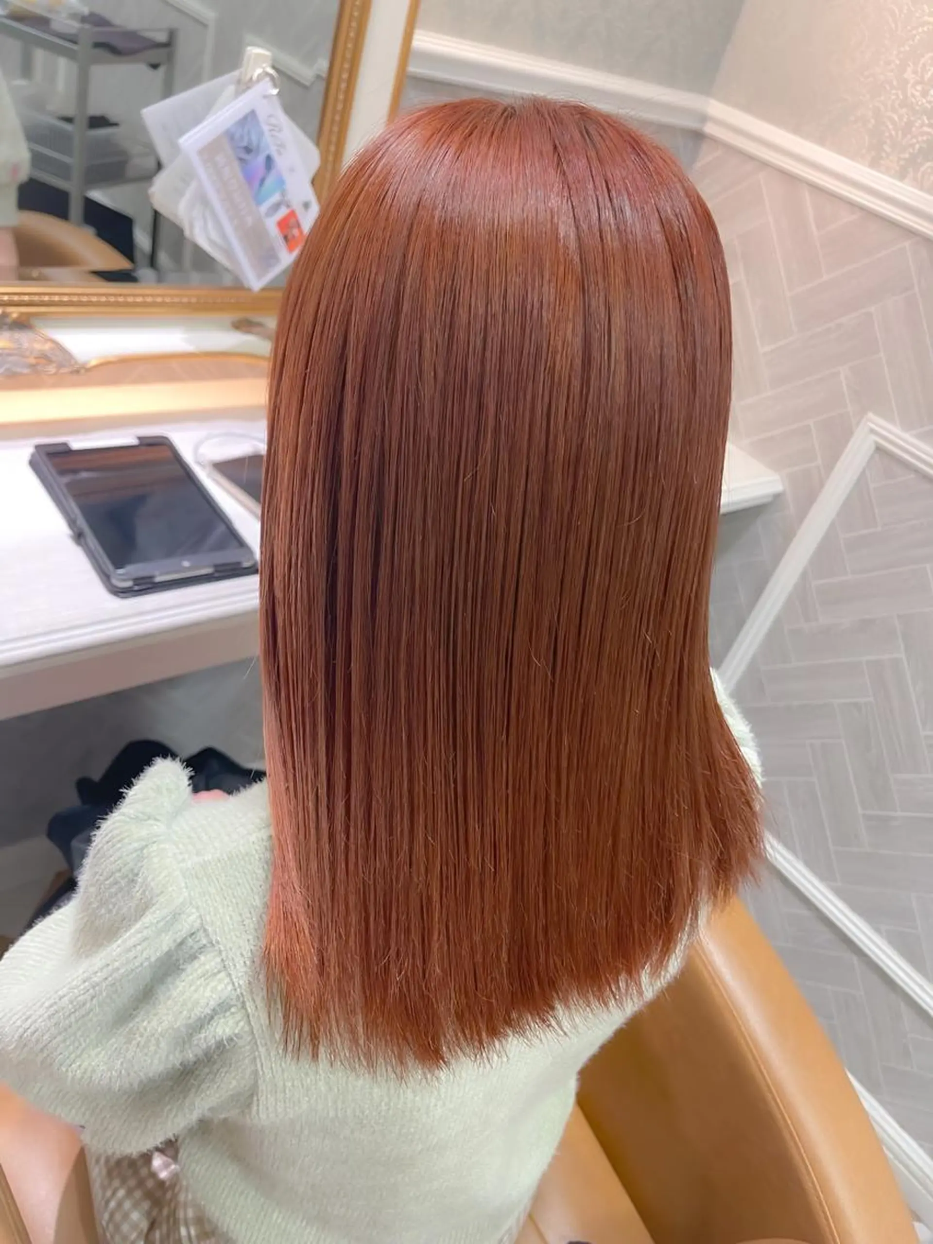 ミディアム カラー ヘアアレンジ ブリーチ オレンジ カット ヘアカラー トリートメント ヘッドスパ ヘアセット 佐々木 シホミのヘアスタイル