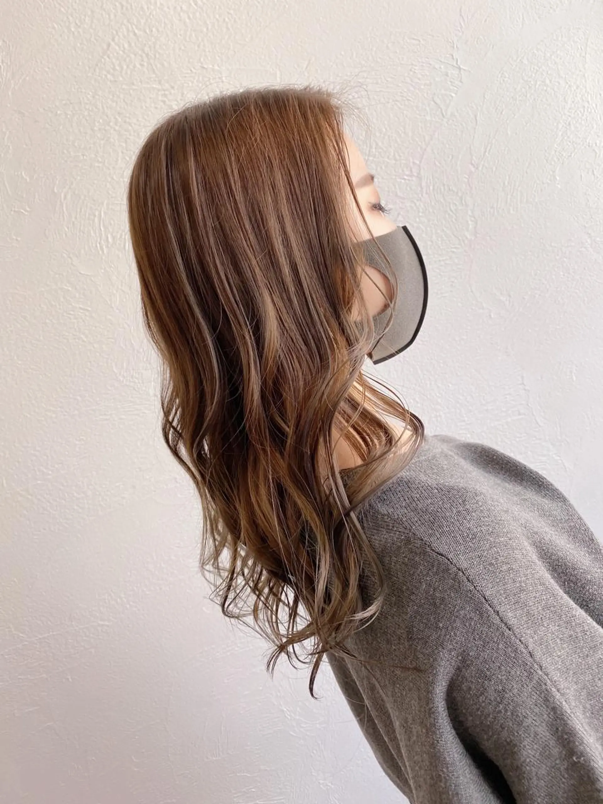 ロング カラー デザインカラー ハイライトカラー 外国人風カラー ハイライト KINI所属・HIYOSHI　✂︎ 艶髪職人のヘアスタイル