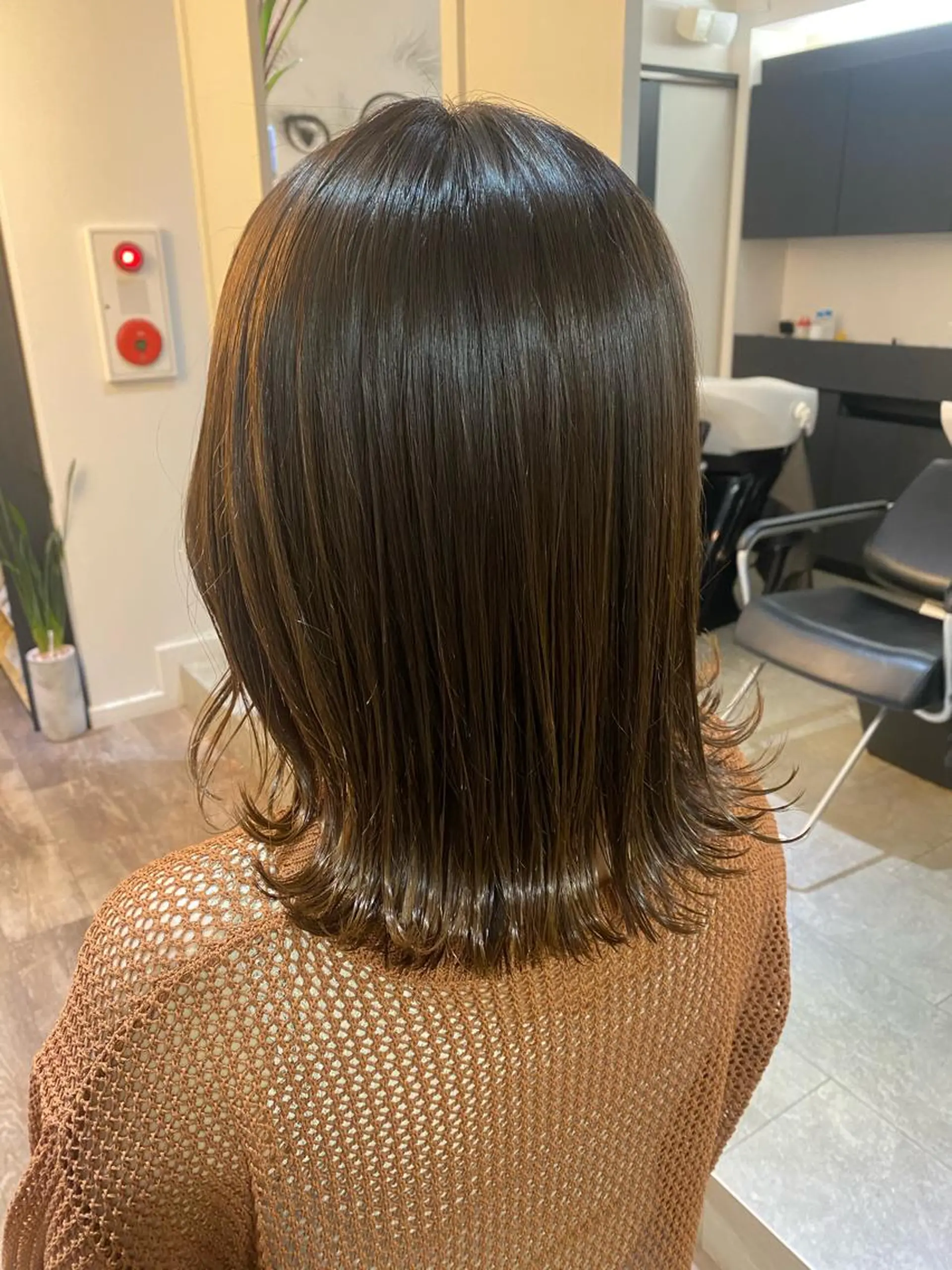 ミディアム ミディアムパーマ カット ヘアカラー パーマ トリートメント ボブ/透明感カラー 岸本涼奈のヘアスタイル