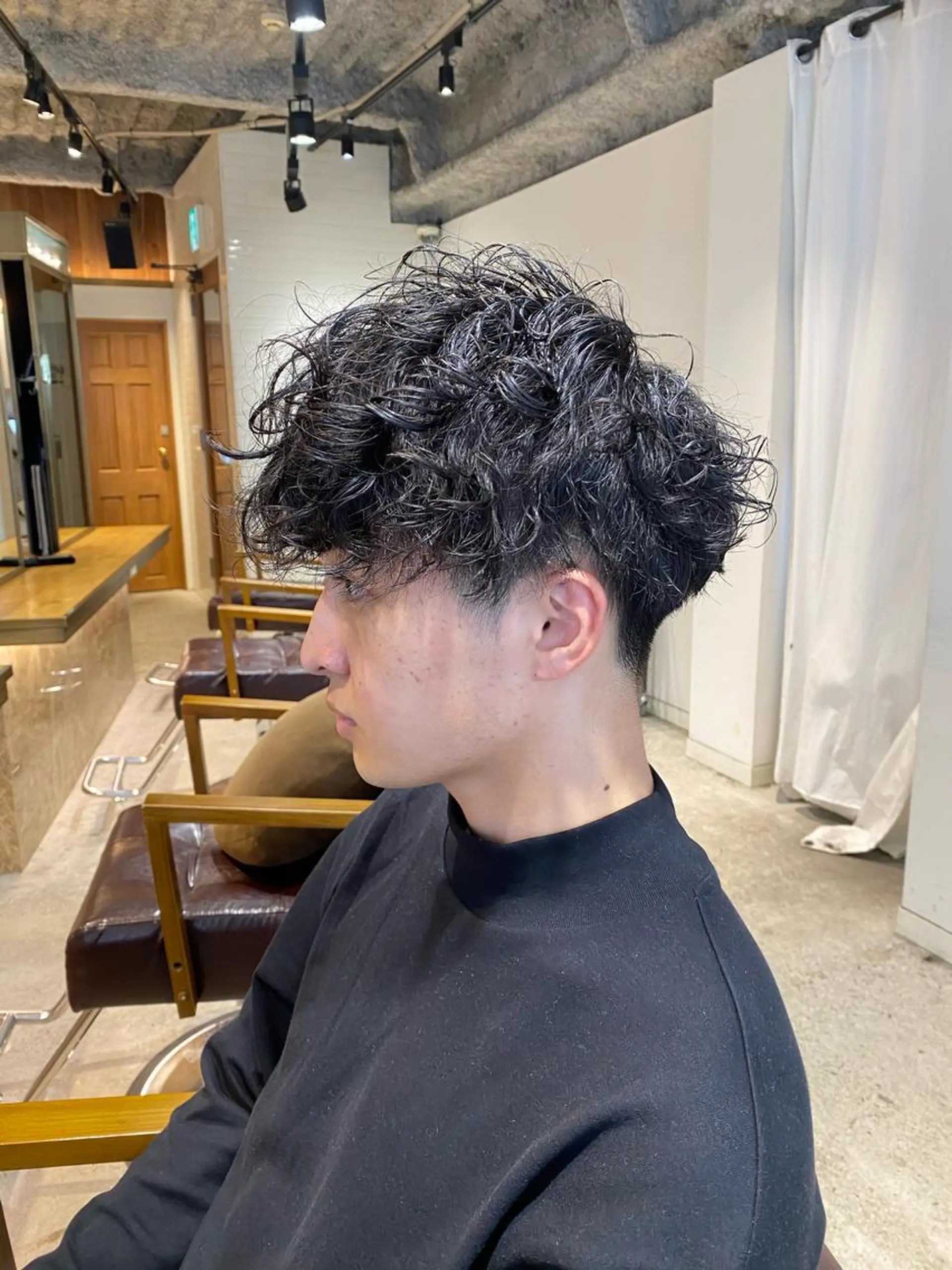 ショート ショートボブ ベリーショート アッシュ ボブ 外国人風カラー カット パーマ トリートメント ヘッドスパ ヘアセット ブリーチ ツイスパ フクヤマシンのヘアスタイル