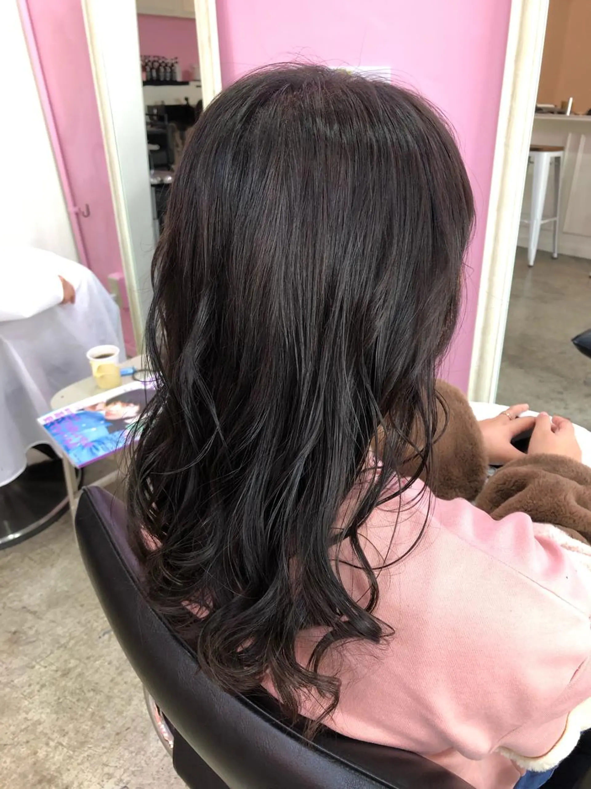 セミロング カラー 浦山 和之のヘアスタイル