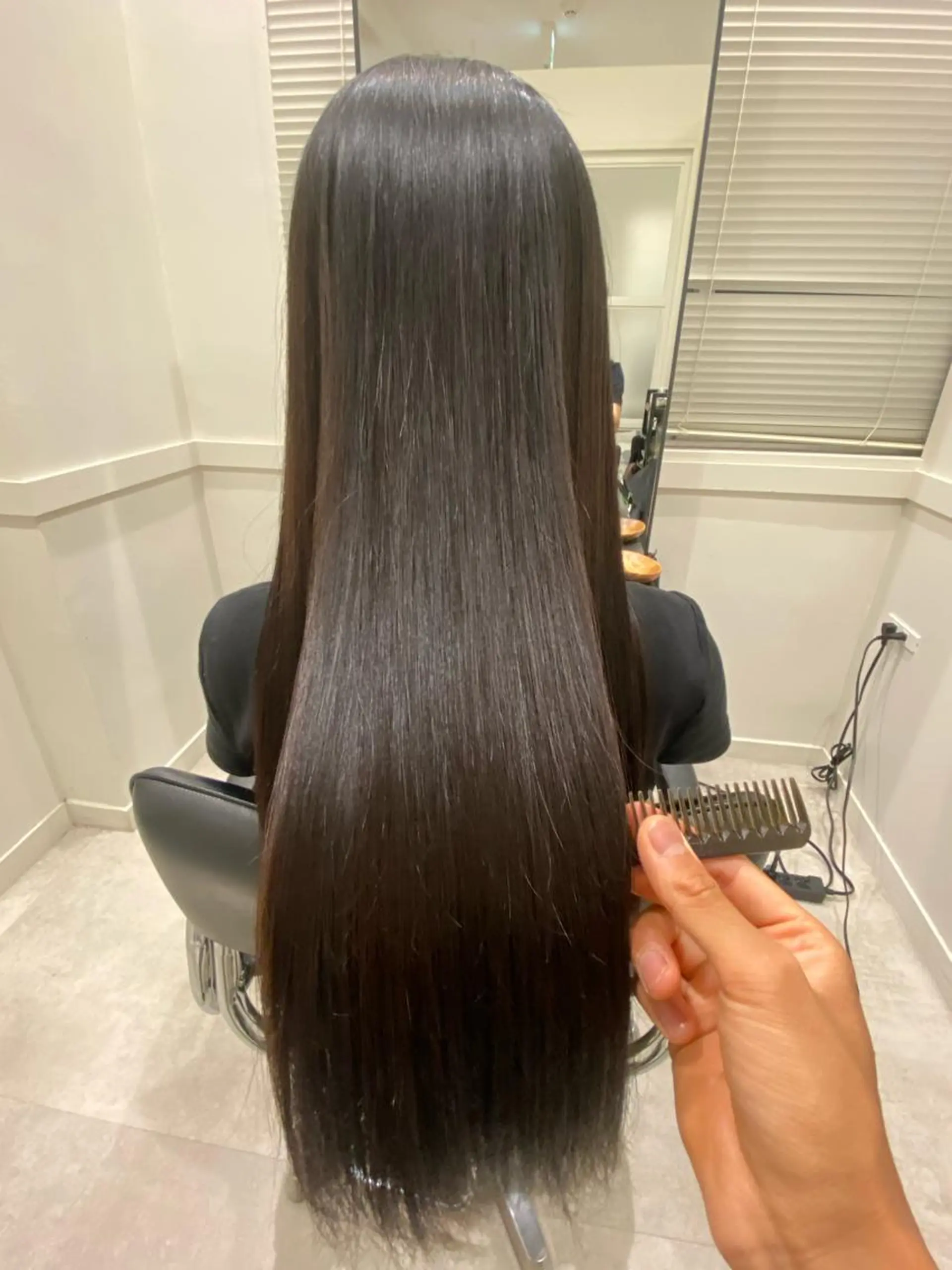 ロング パーマ 髪質改善 縮毛矯正 カット ヘアカラー トリートメント ブリーチ縮毛矯正 ／髪質改善／KEIのヘアスタイル