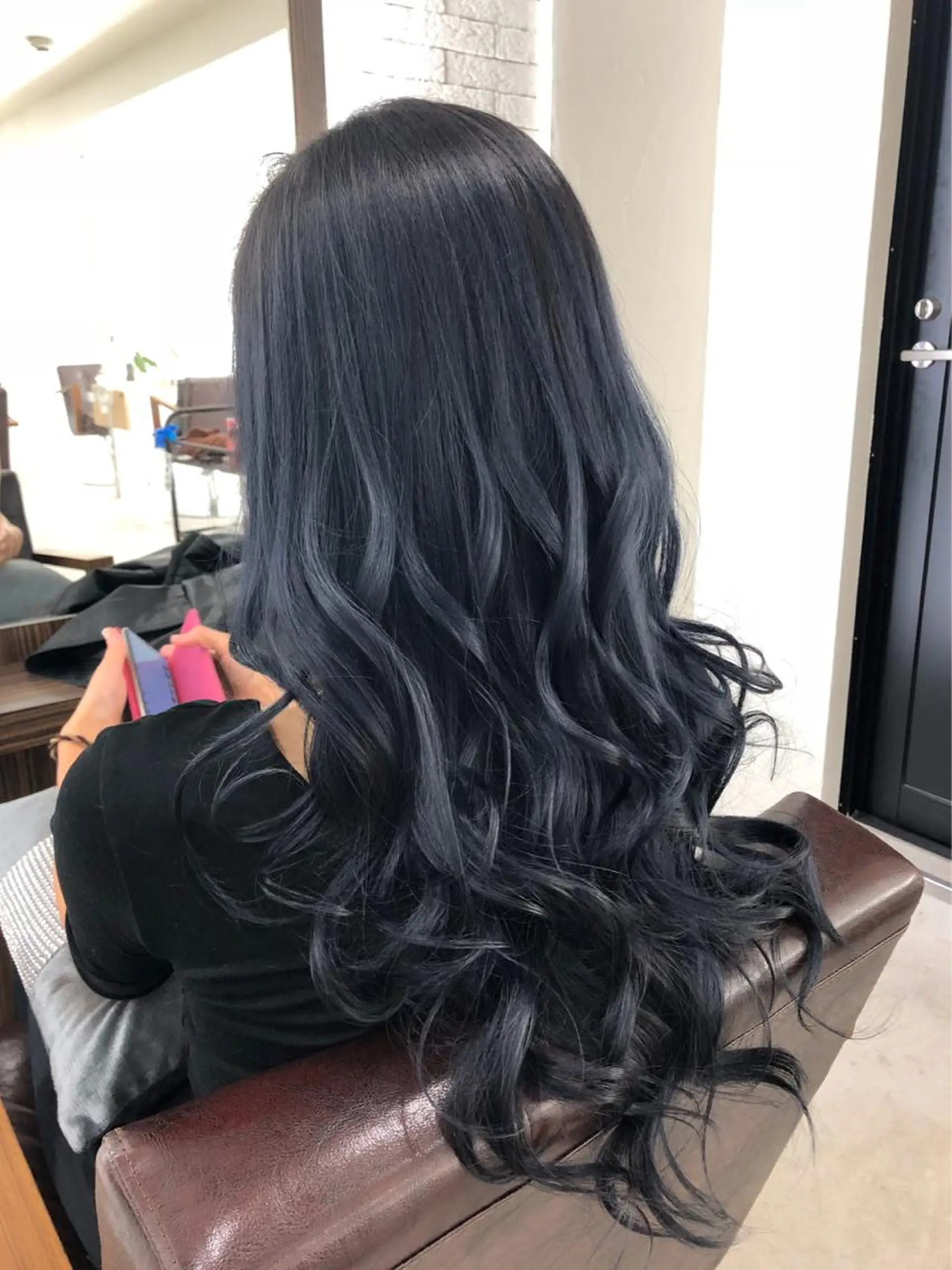 ロング カラー ブルーカラー Zina 難波所属・YUDA 湯田のヘアスタイル