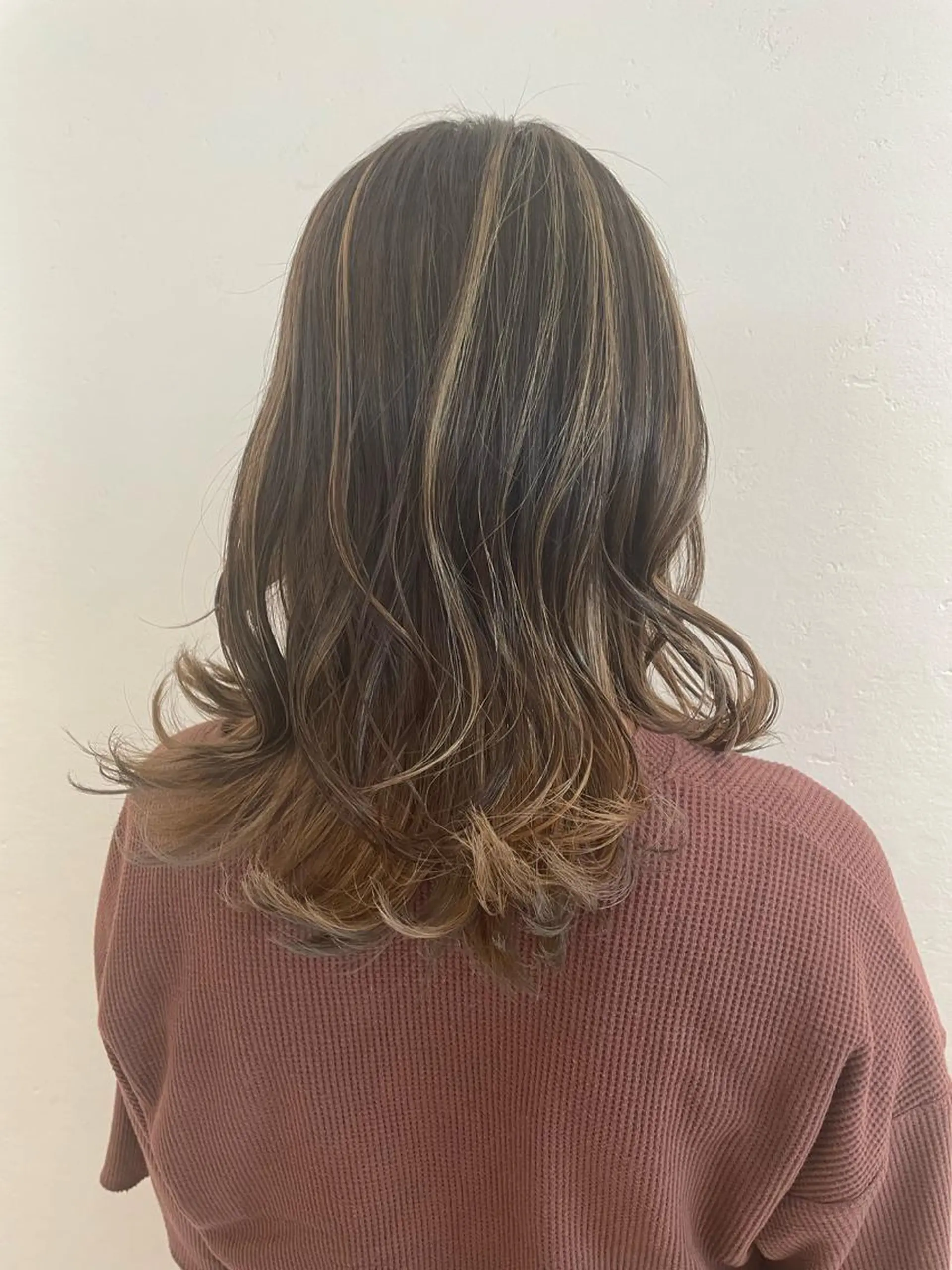 ミディアム カラー ヘアカラー 高木 櫻のヘアスタイル