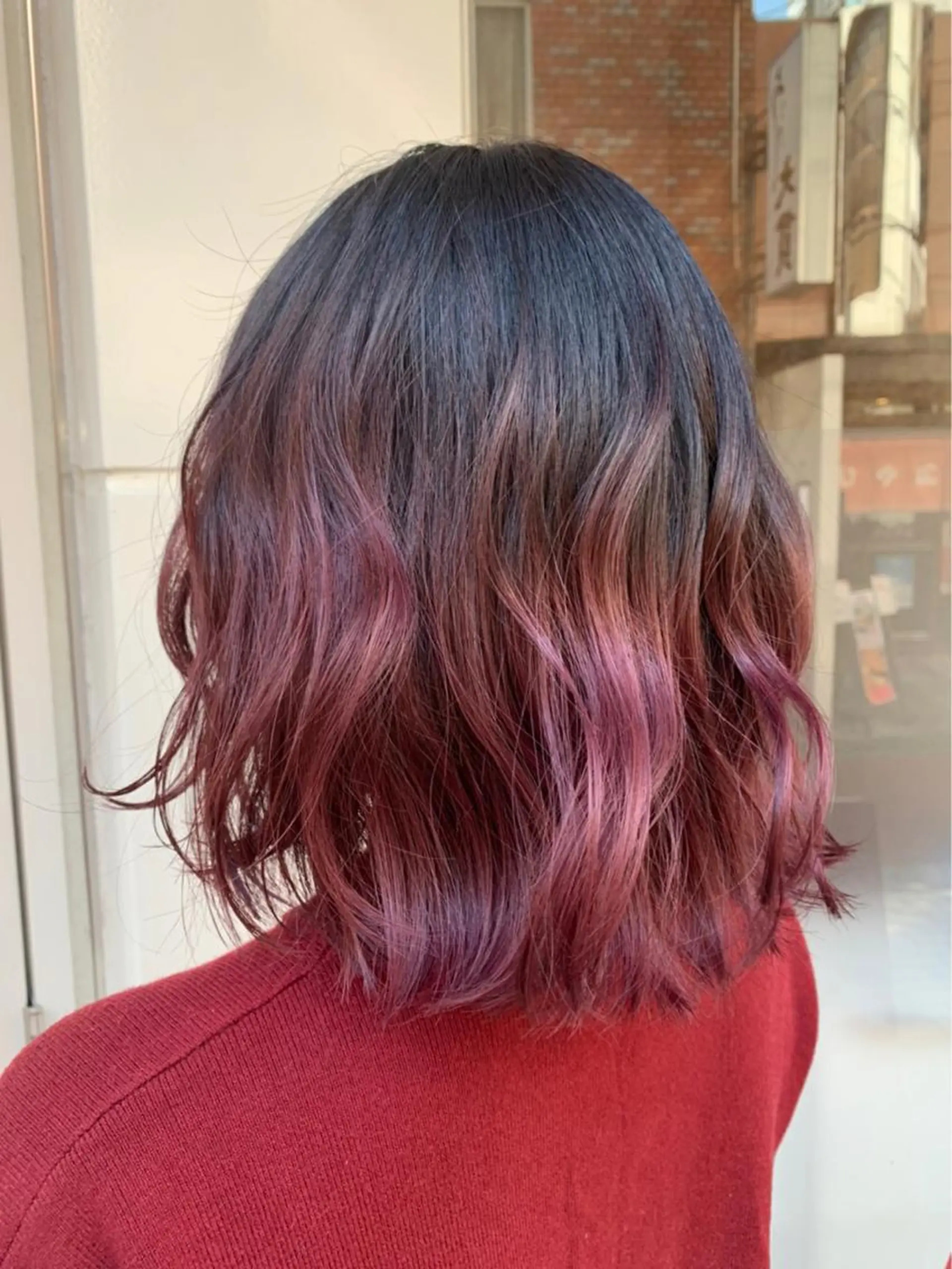 ミディアム カラー グラデーションカラー ピンクカラー Blanco Color&Careのヘアスタイル