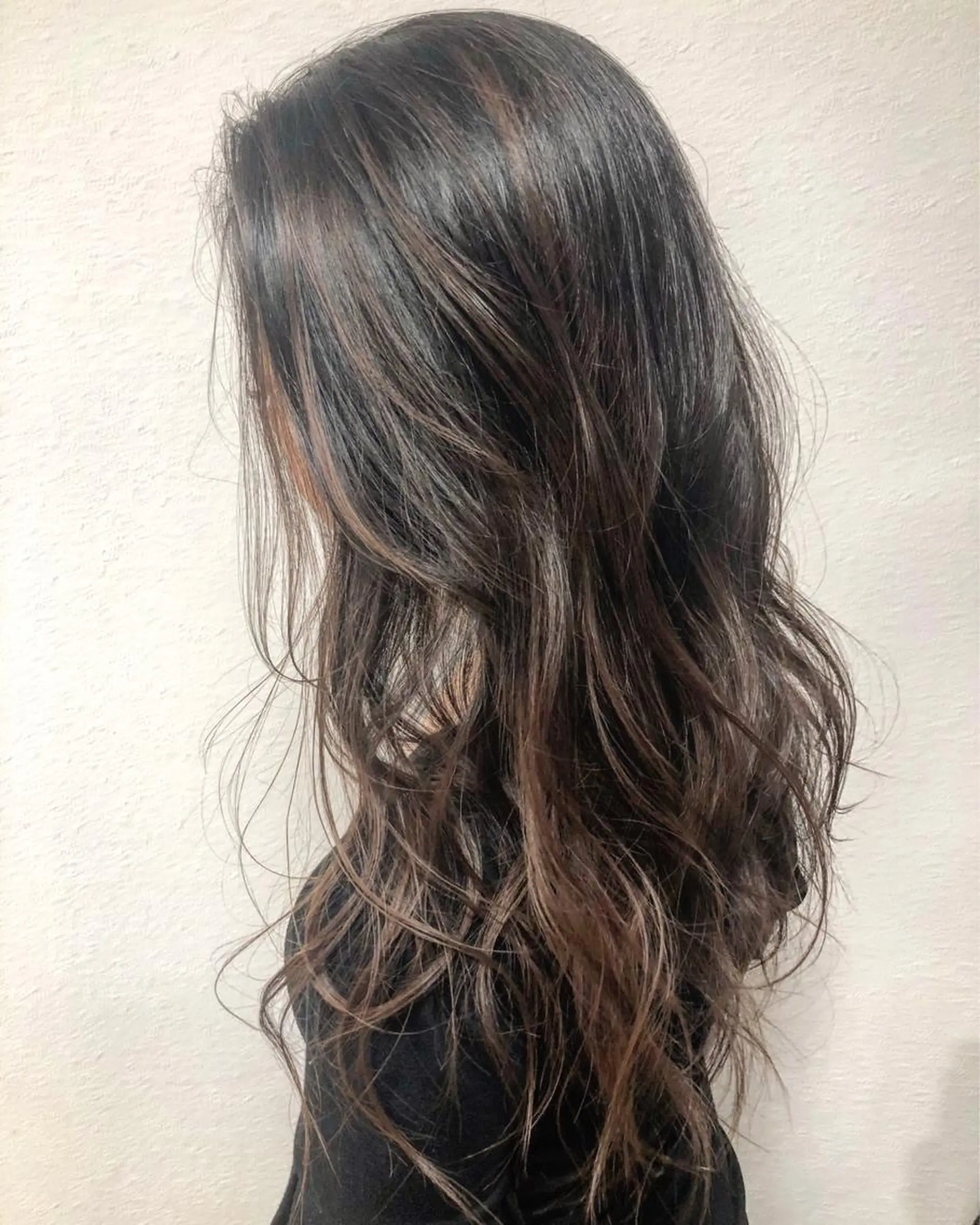 ロング カラー ベージュカラー グラデーションカラー ハイライトカラー ハイライト REVE所属・TAKU 美容師のヘアスタイル