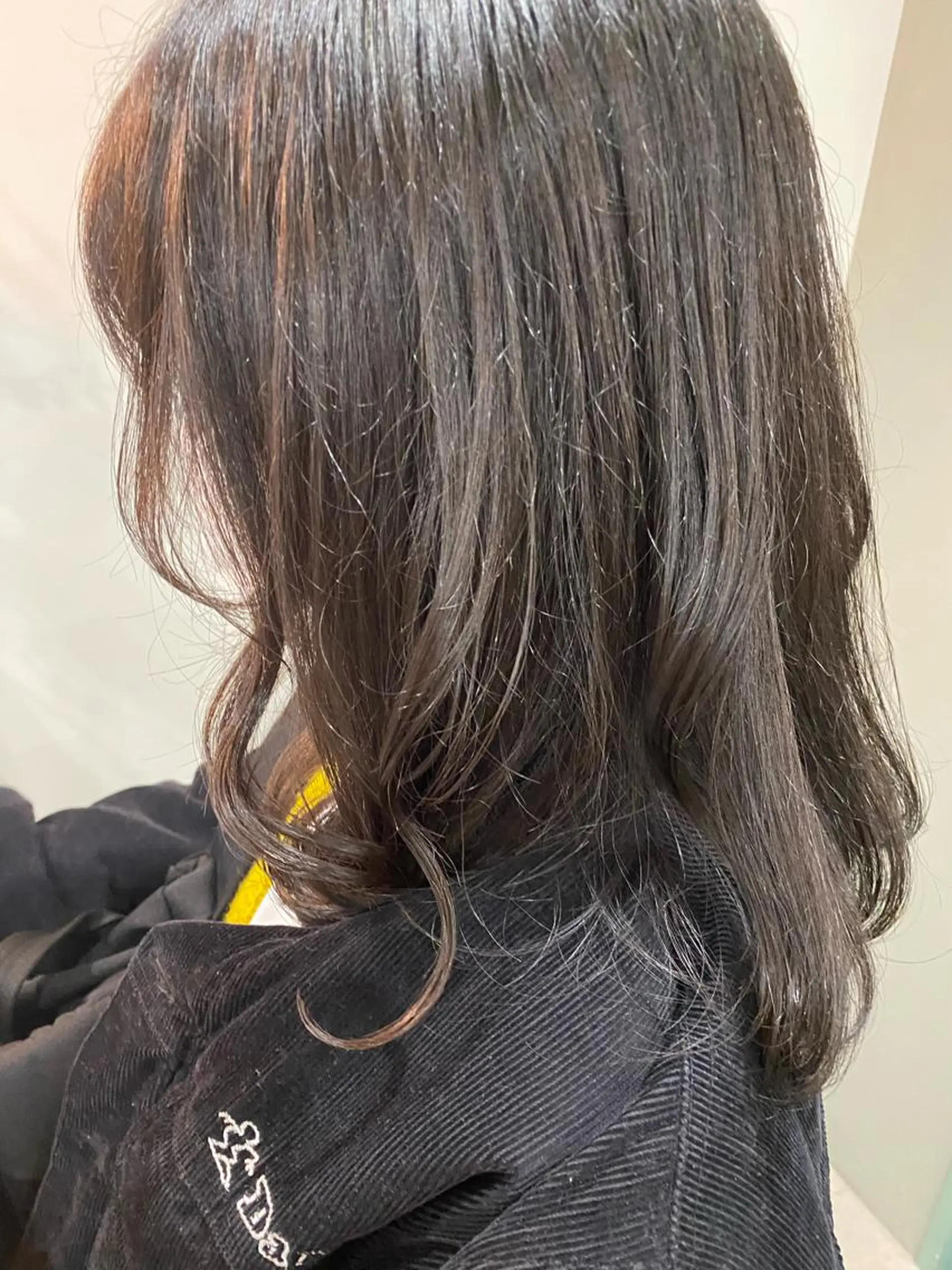 セミロング コタ コットのヘアスタイル