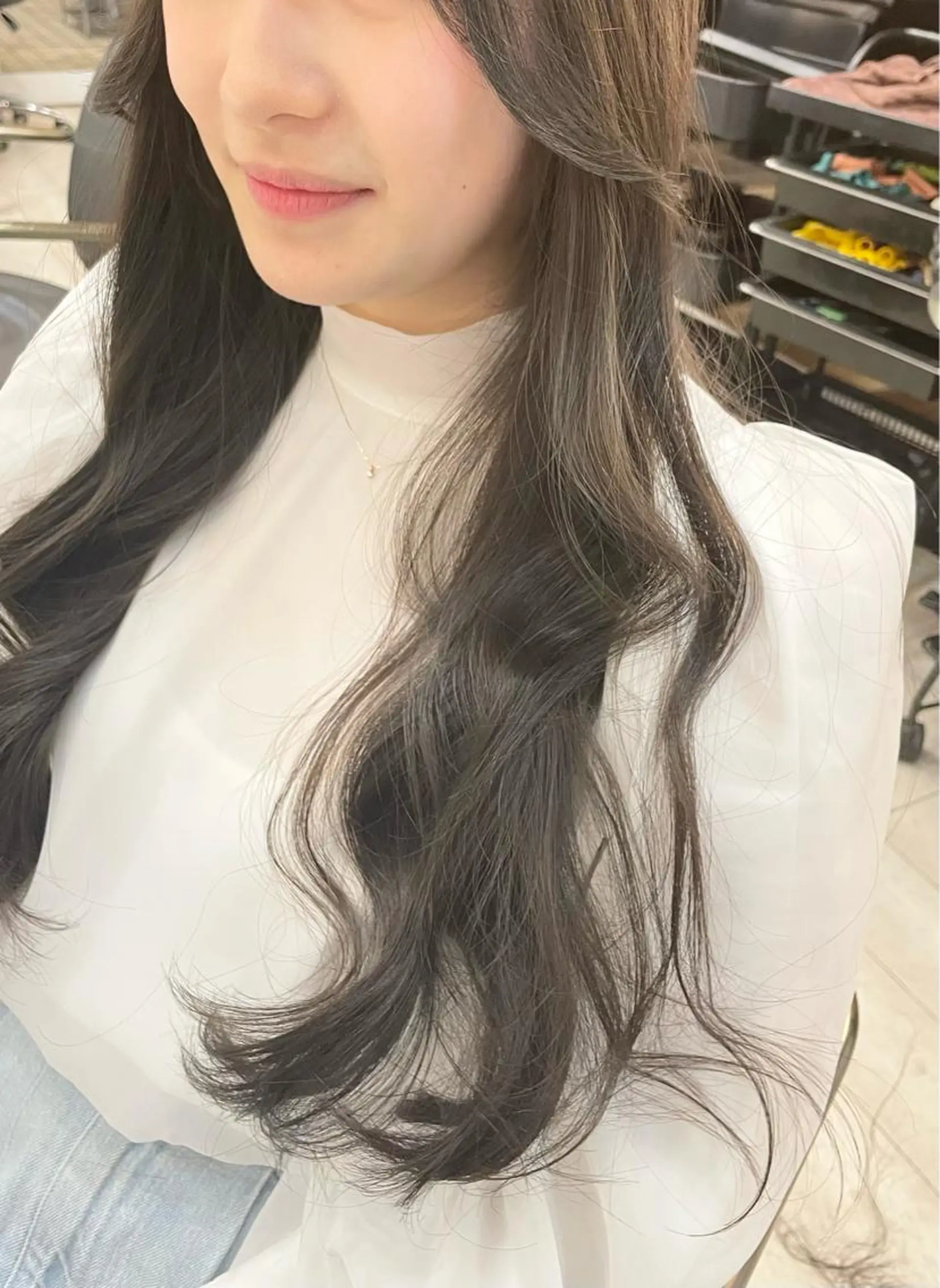 ロング カット ヘアカラー トリートメント 髪質改善✨ レイヤー得意🌈のヘアスタイル