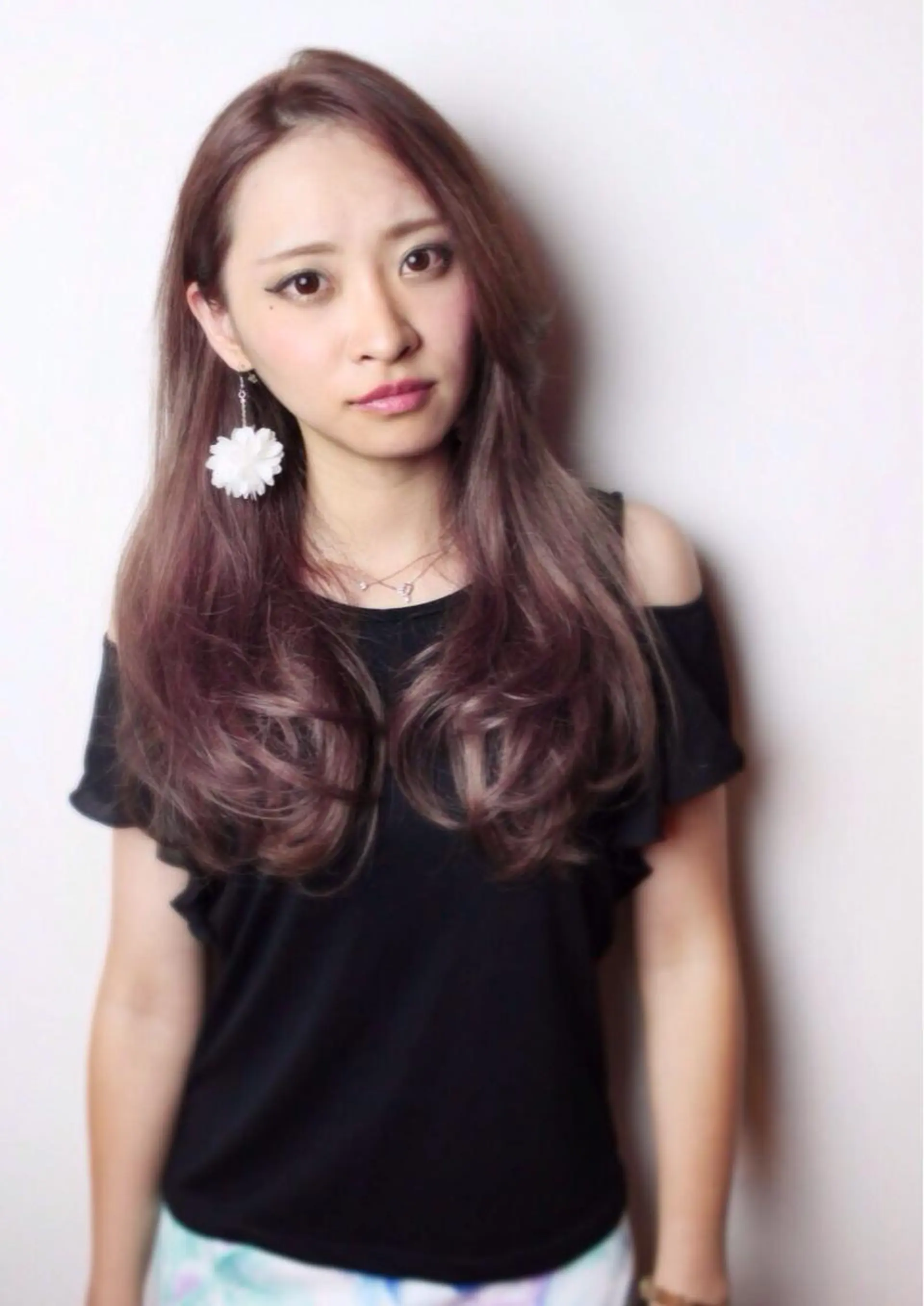 セミロング ロング カラー パーマ アッシュ ラベンダーカラー Dahlia所属・Dahlia 鈴木のヘアスタイル