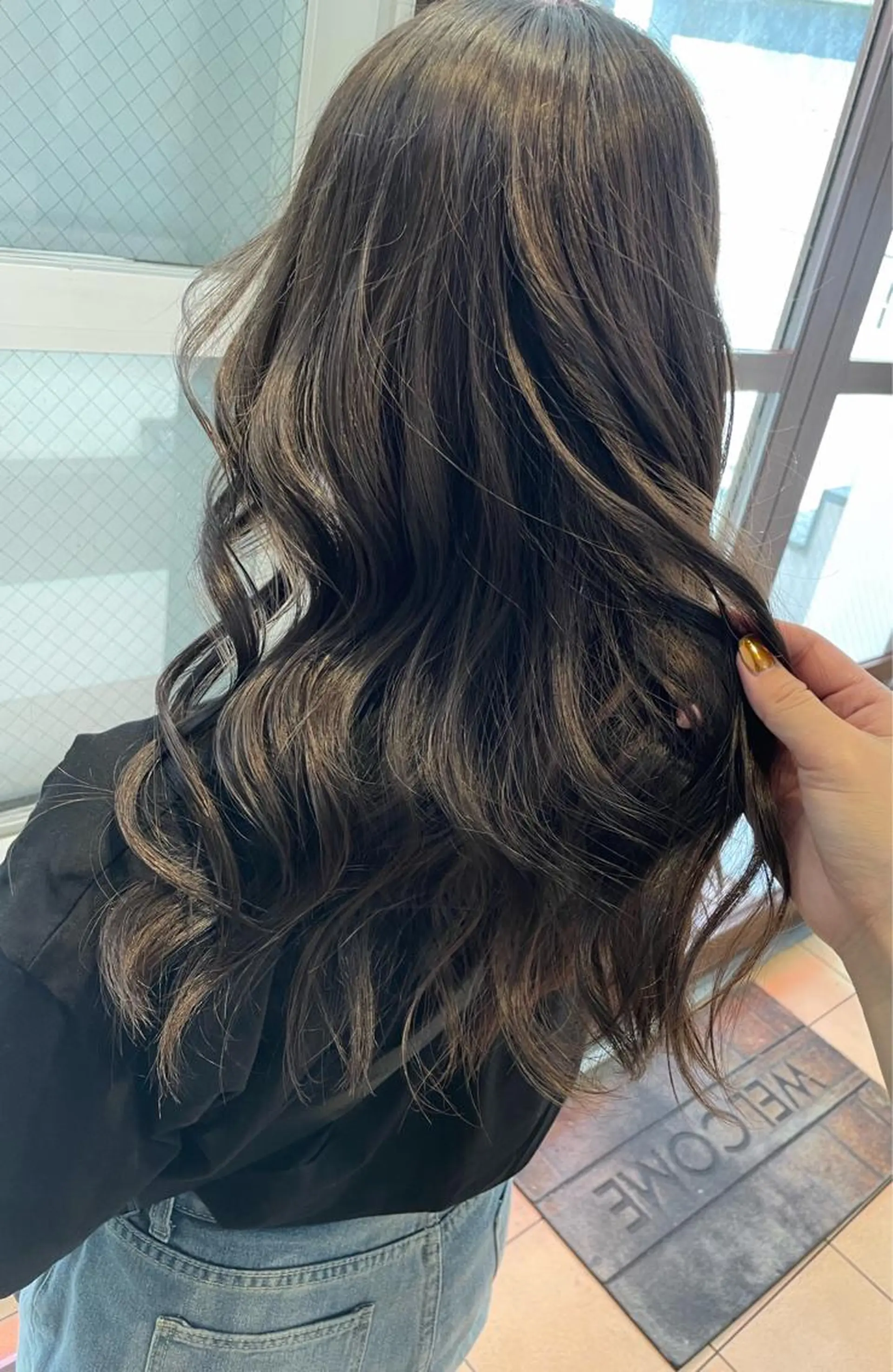 ロング カラー 中村 海波のヘアスタイル