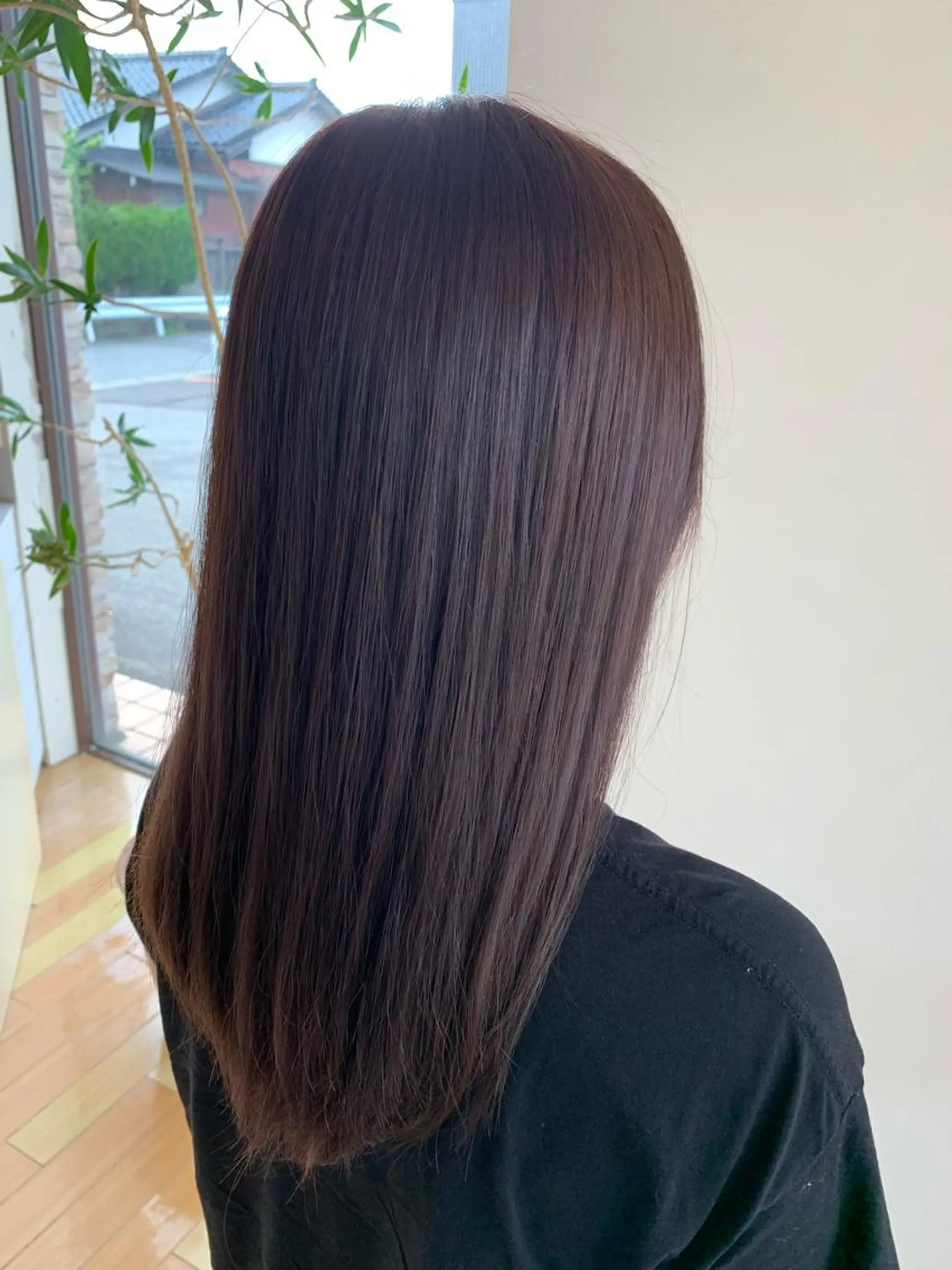 カラー トリートメント 柴田 結衣のヘアスタイル