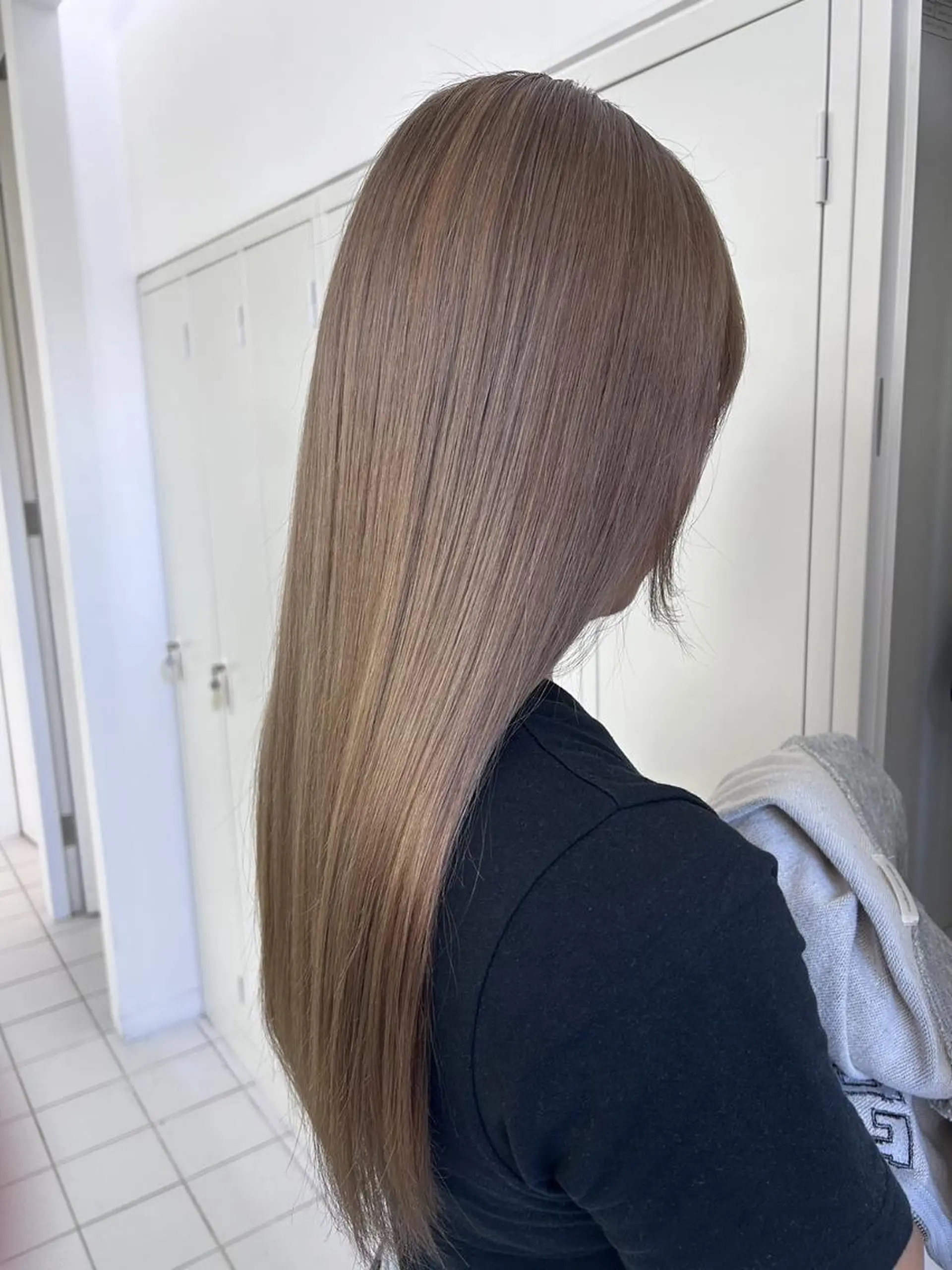 ロング ヘアカラー ❄️透明感ブリーチ ❄️TOWA市川のヘアスタイル