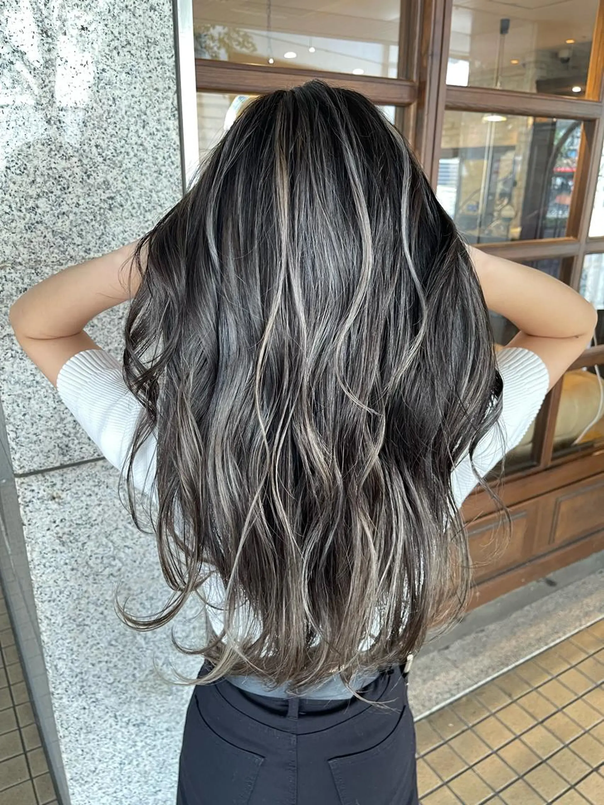 ロング 3Dハイライト ハイライト 髪質改善 縮毛矯正 トリートメント 天神橋筋 髪質改善 縮毛矯正 中川将彰のヘアスタイル