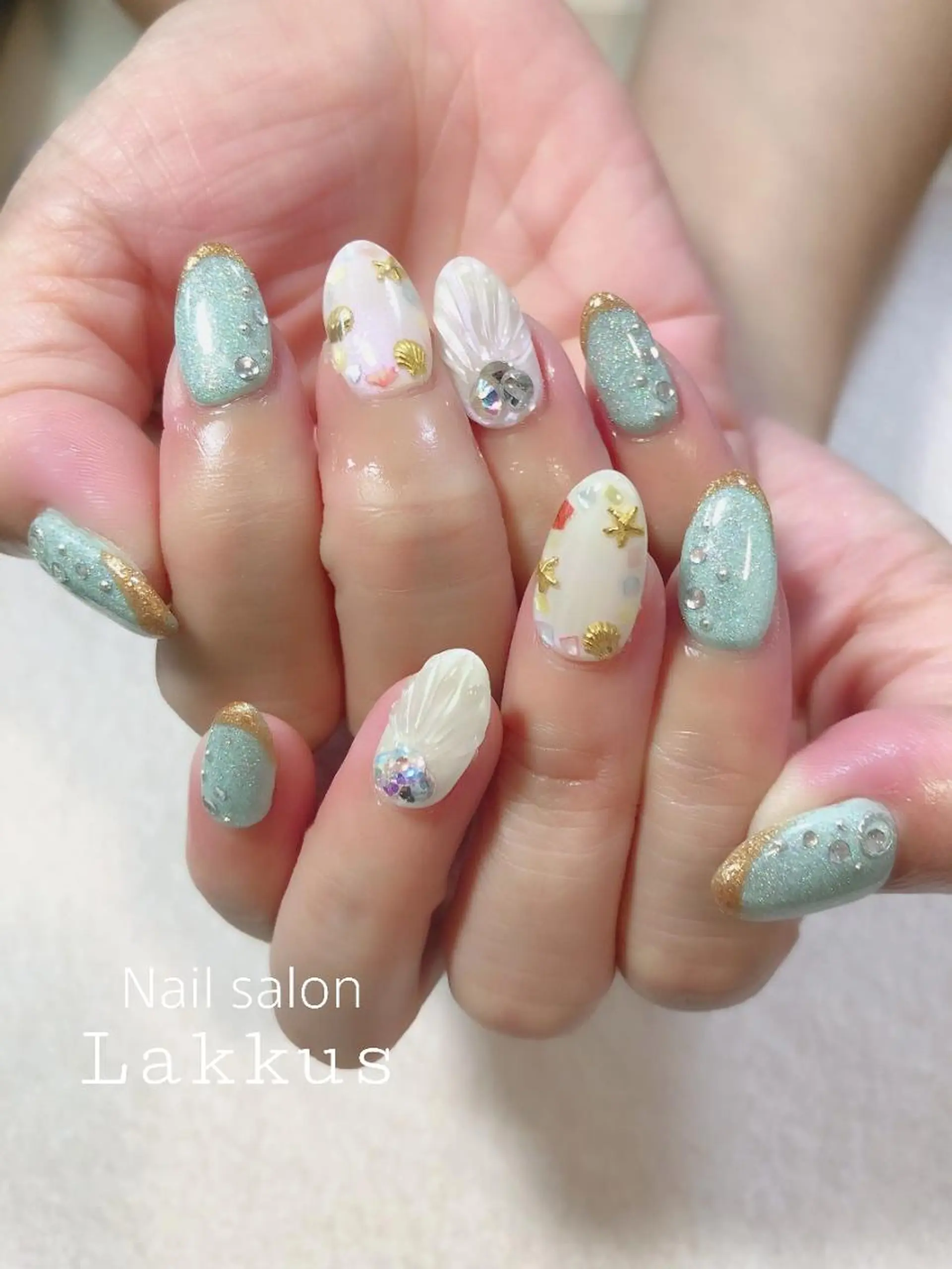 ネイル Lakkus T－Mのネイルデザイン