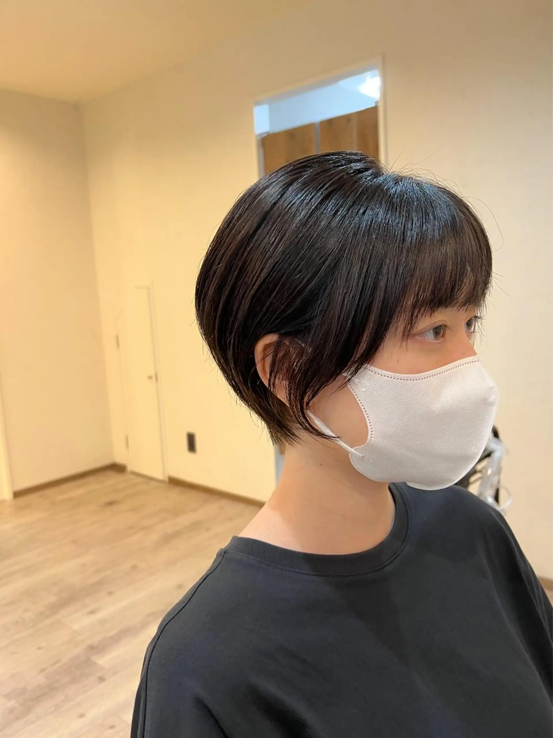 ショート ショートヘア 小顔カット カット 工藤 梨花のヘアスタイル