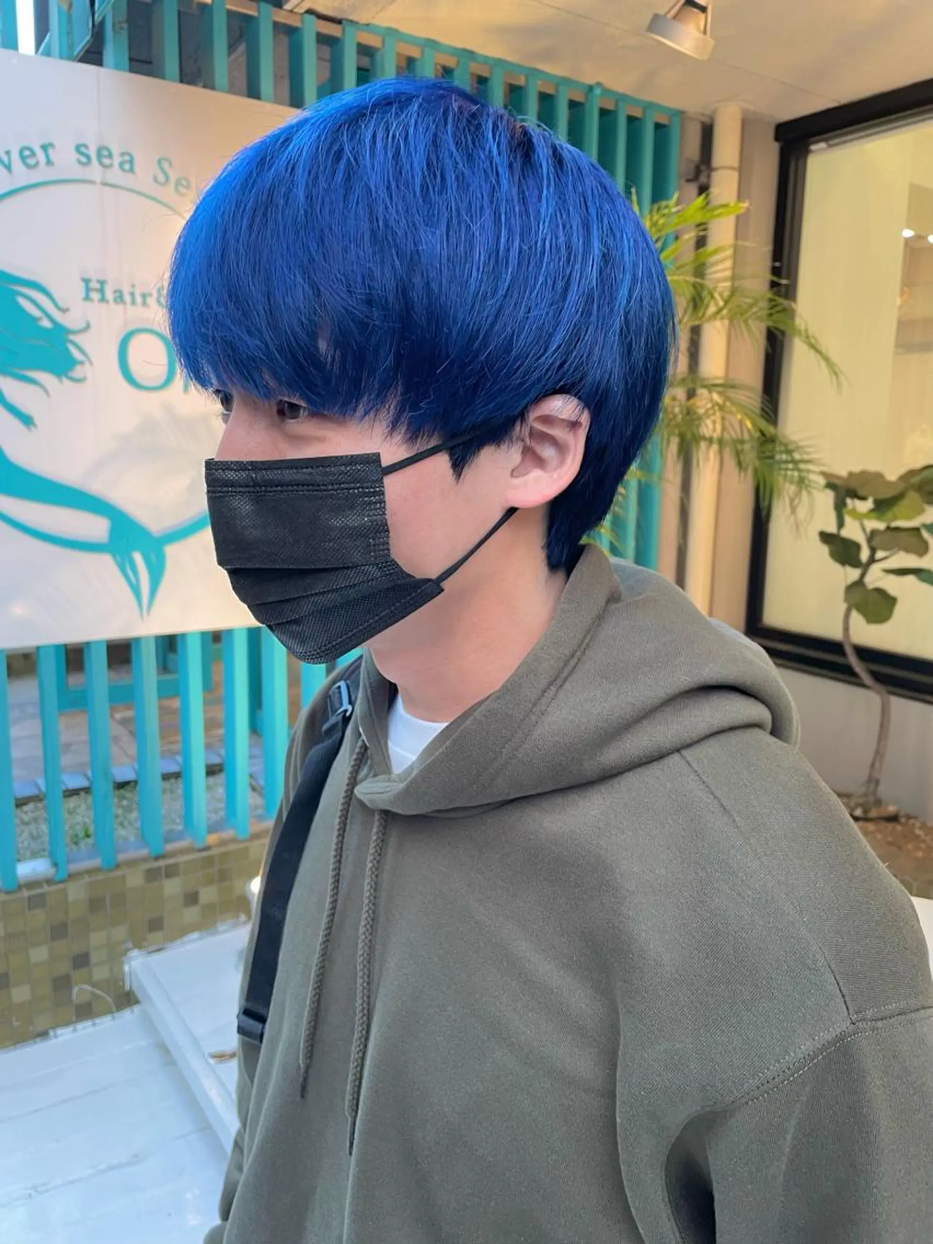 ショート カラー メンズ ブルーカラー カット ヘアカラー トリートメント 佐藤 魁人のヘアスタイル