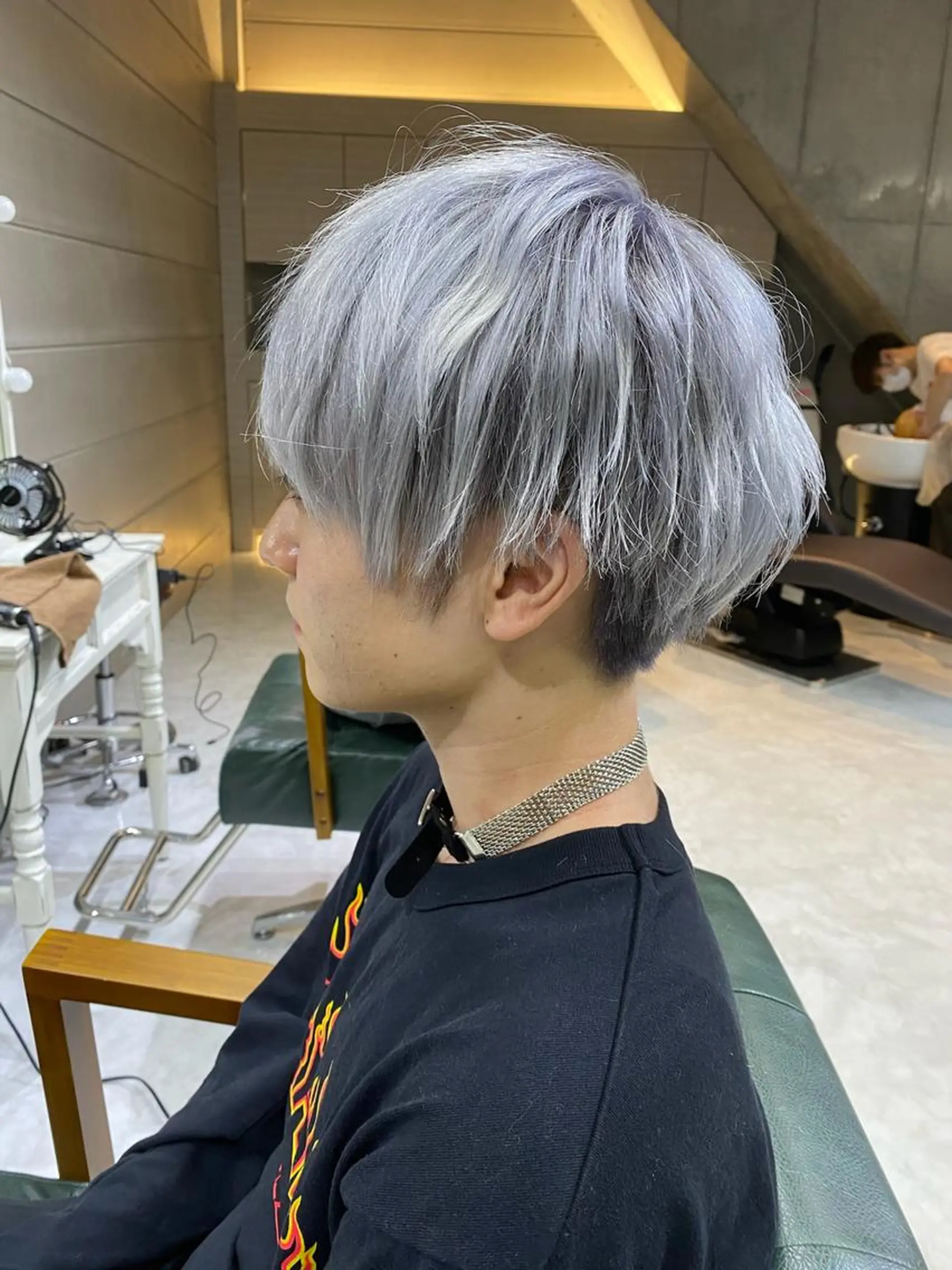 ショート カラー ヘアアレンジ メンズ メンズブリーチ メンズ韓国風 韓国マッシュ マッシュ ツーブロック 𝐑𝐈𝐍𝐊𝐀 🐷🖤のヘアスタイル